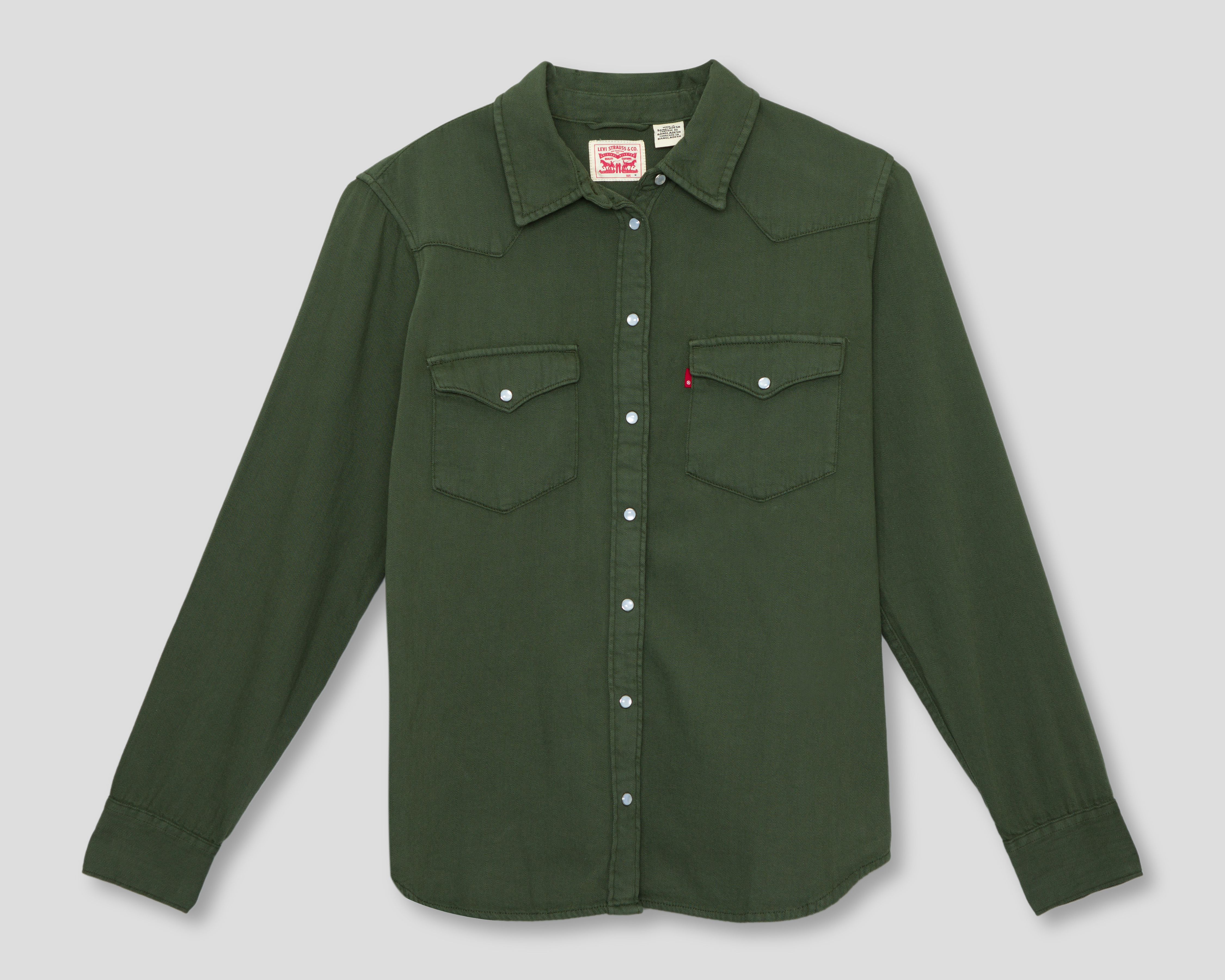 Foto 2 pulgar | Foto 1 | Camisa Levi's Verde para Mujer