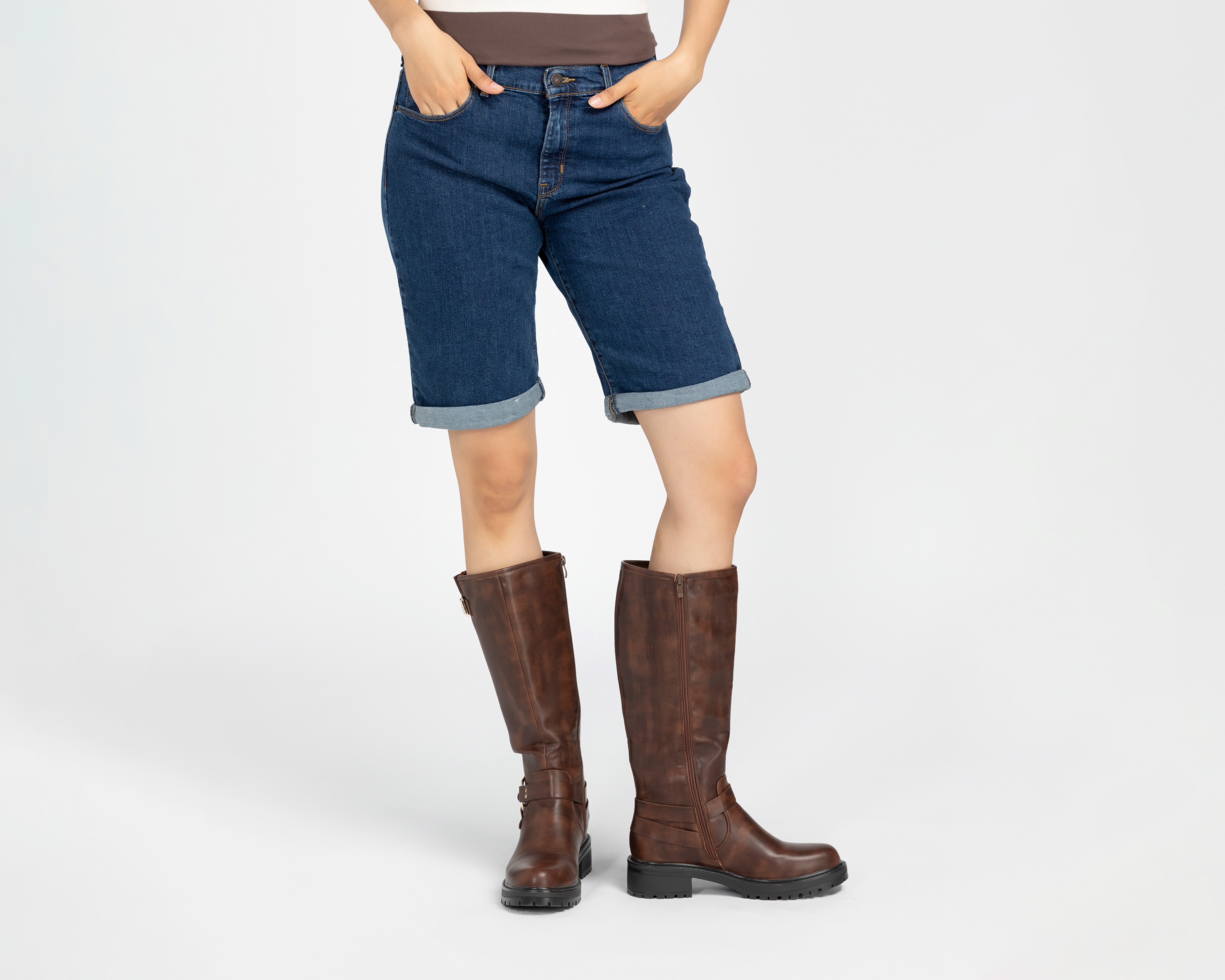 Short Levi's Classic Bermuda de Mezclilla para Mujer