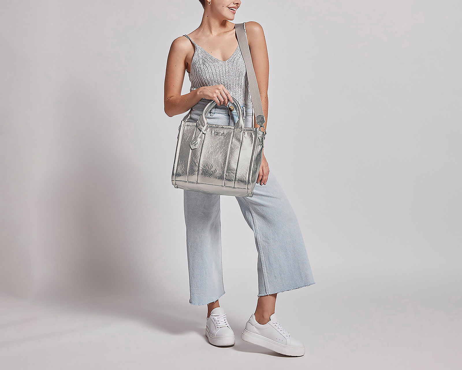 Foto 6 pulgar | Foto 5 | Bolsa Cruzada Westies HBCENEZOWE