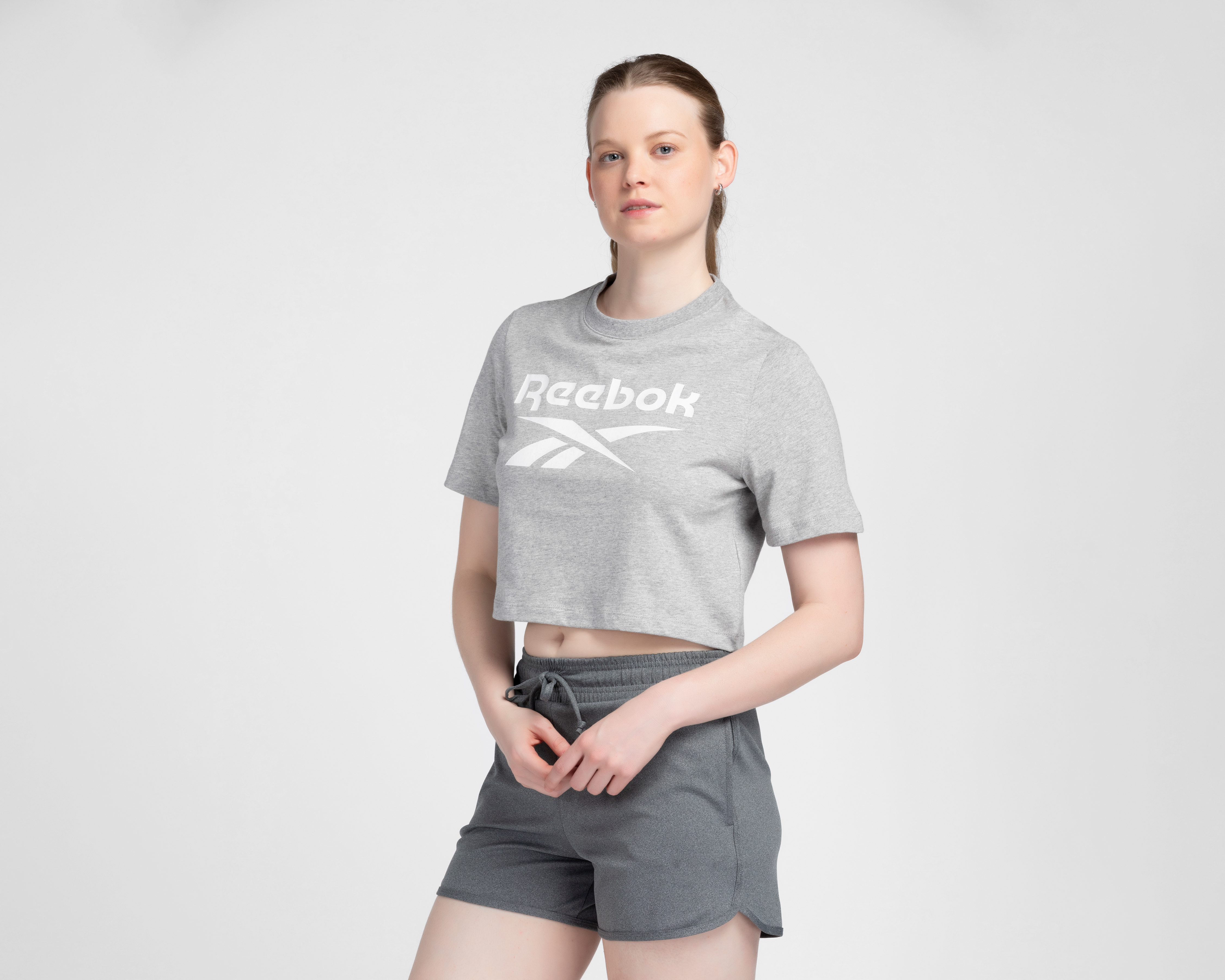 Foto 2 pulgar | Foto 1 | Playera Deportiva Reebok para Mujer
