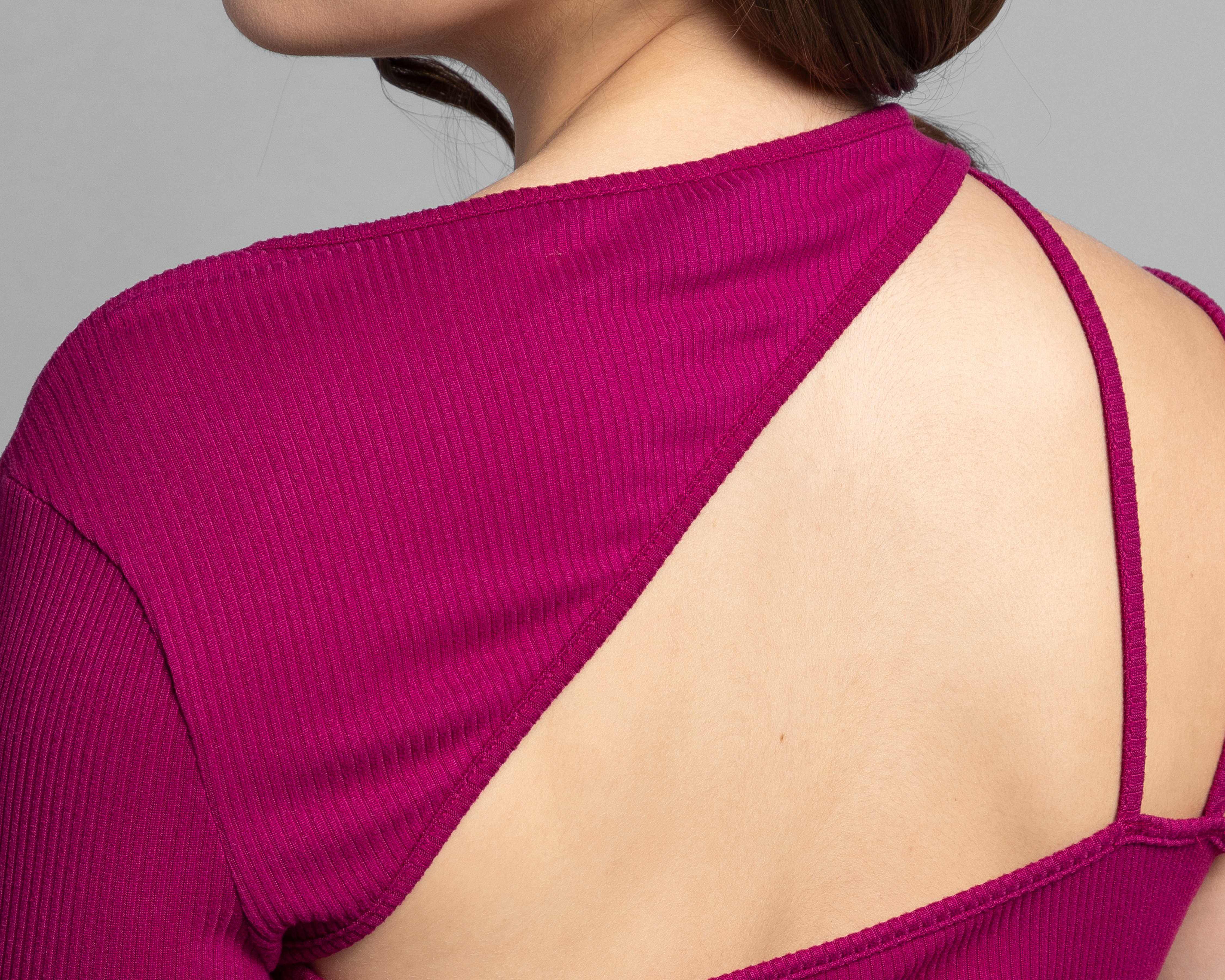 Foto 6 pulgar | Foto 5 | Blusa con Hombro Descubierto Thinner para Mujer