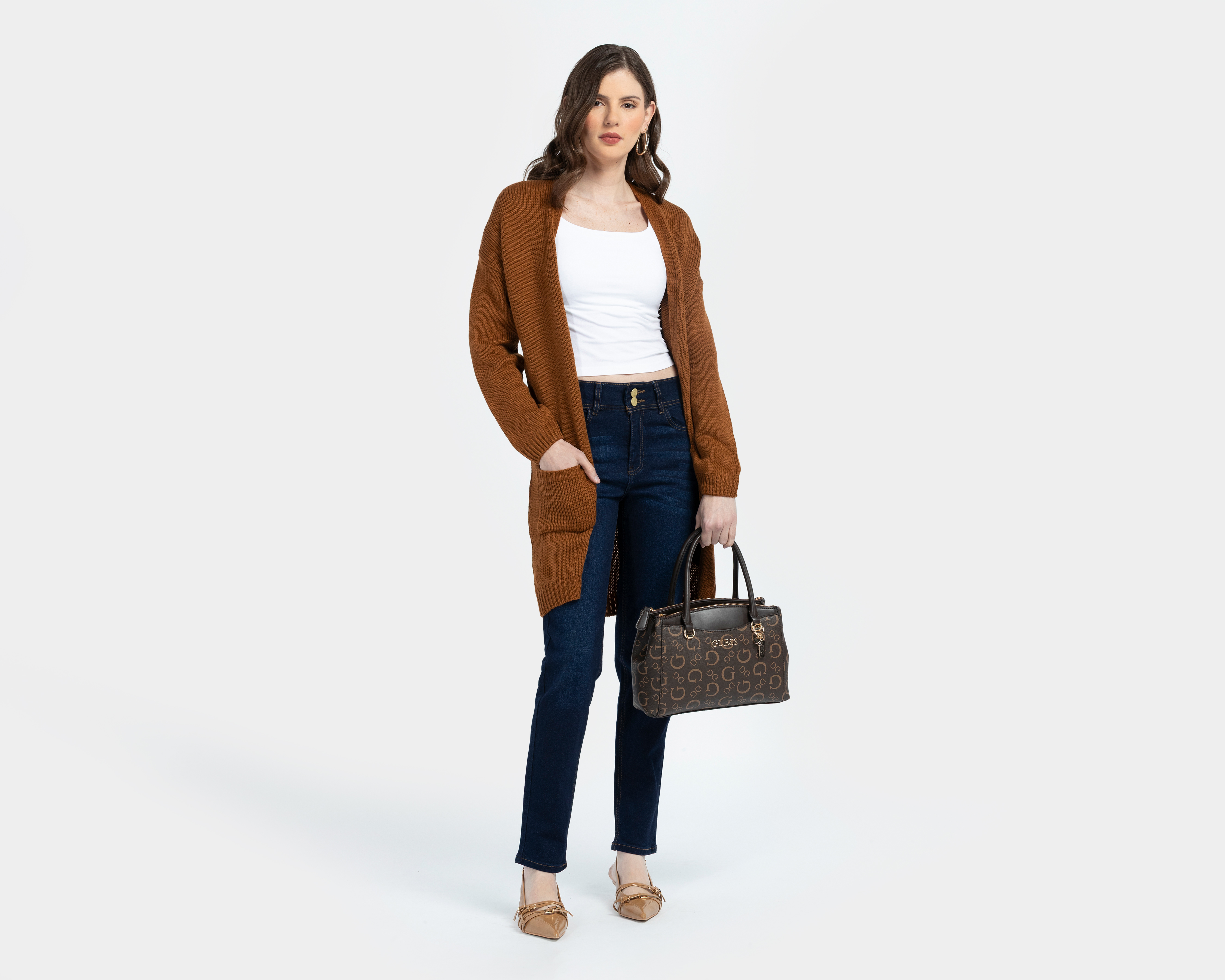 Foto 7 pulgar | Foto 6 | Bolsa de Hombro Guess con Correa