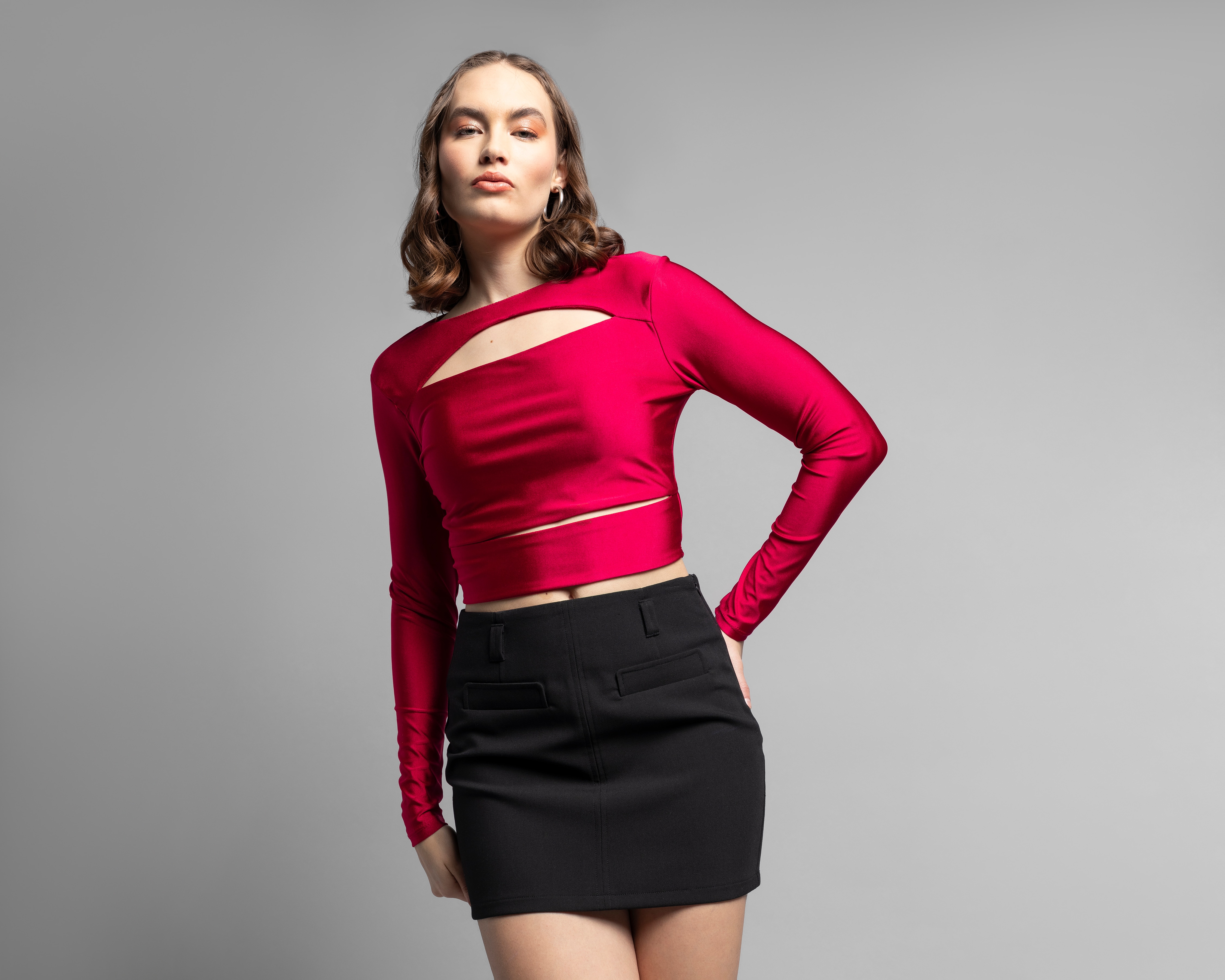 Blusa Thinner Manga Larga Abertura en Escote