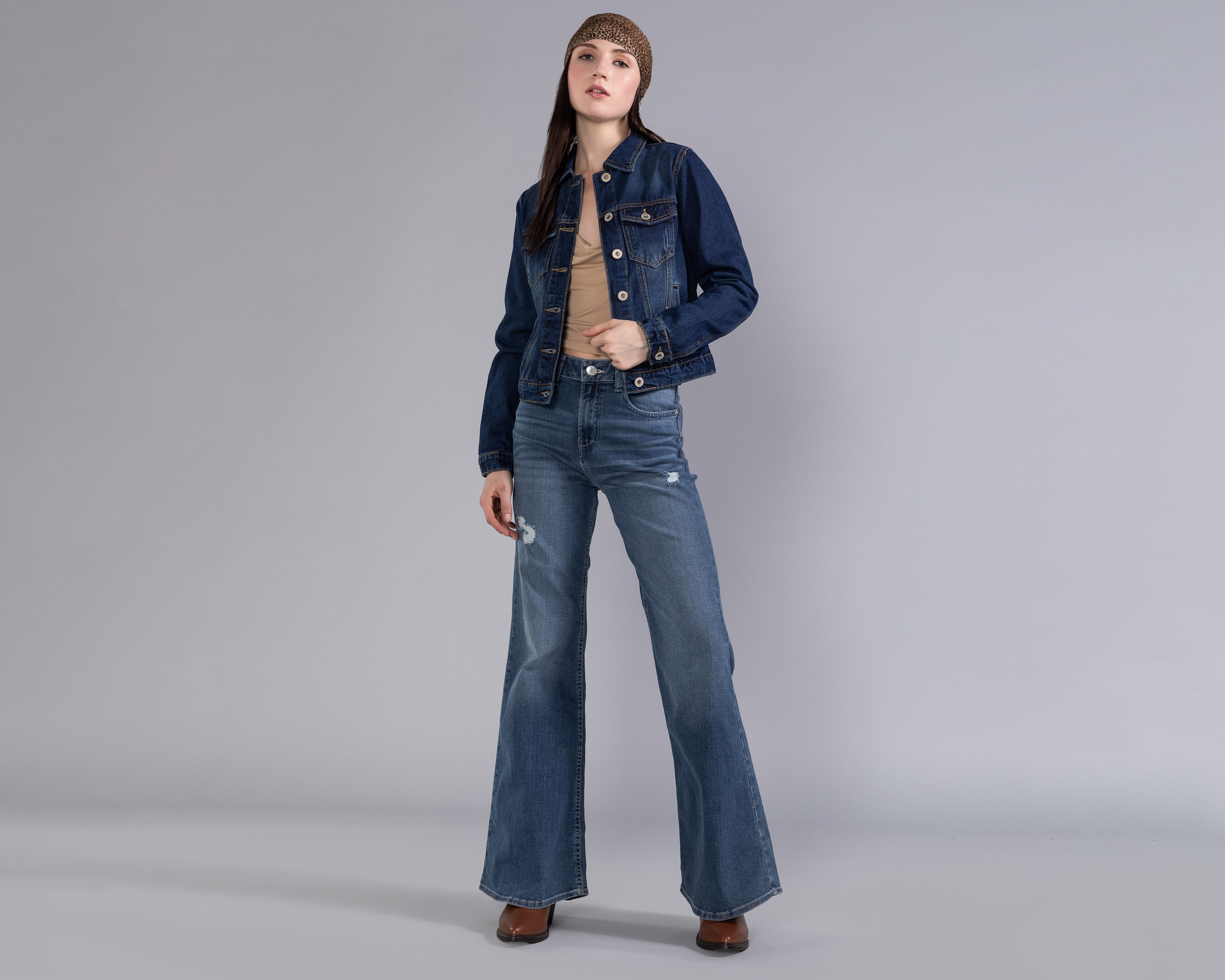 Chamarra Mezclilla Lavado Delantero Strona para Mujer