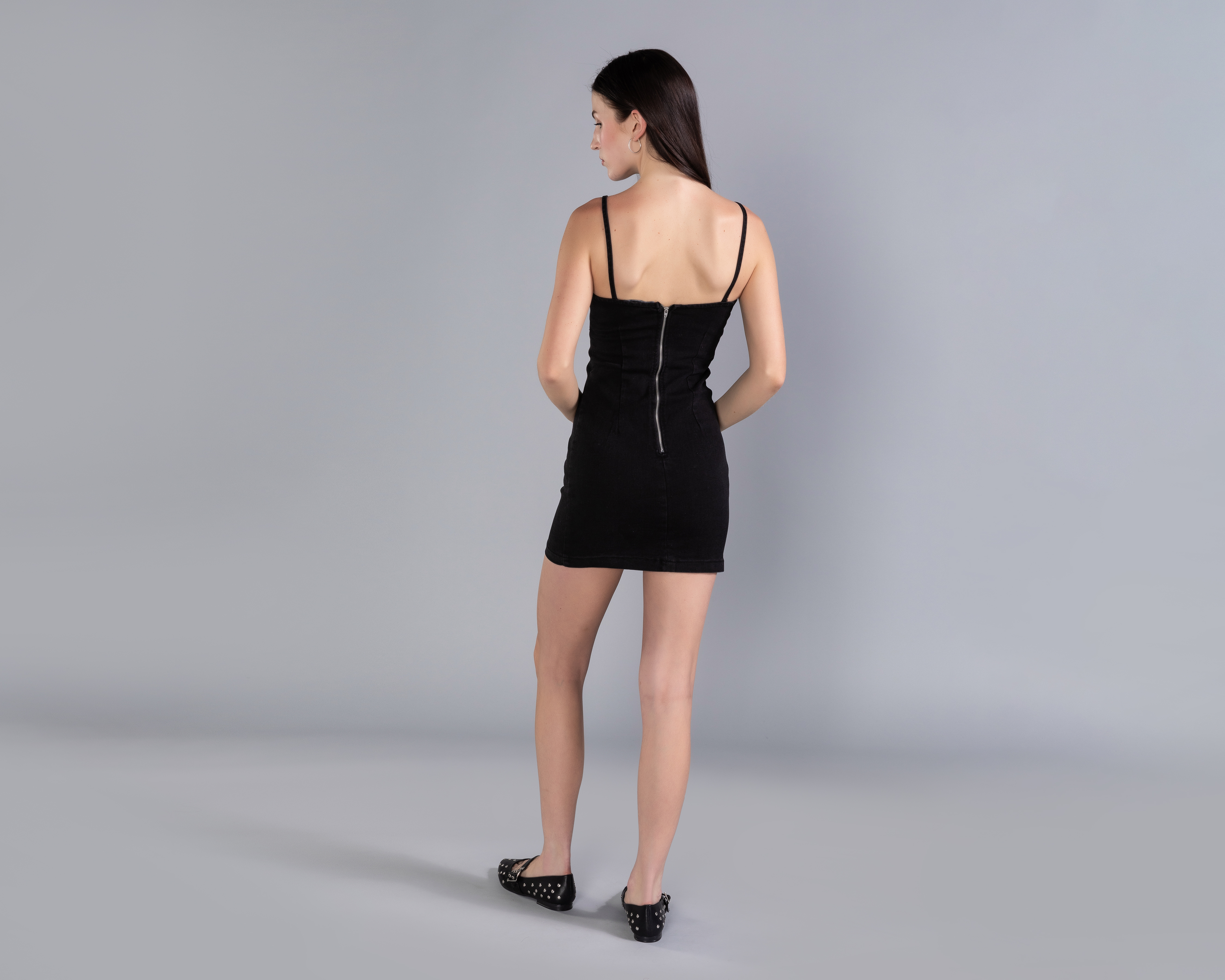 Foto 4 pulgar | Foto 3 | Vestido Corto con Tirantes Strona para Mujer