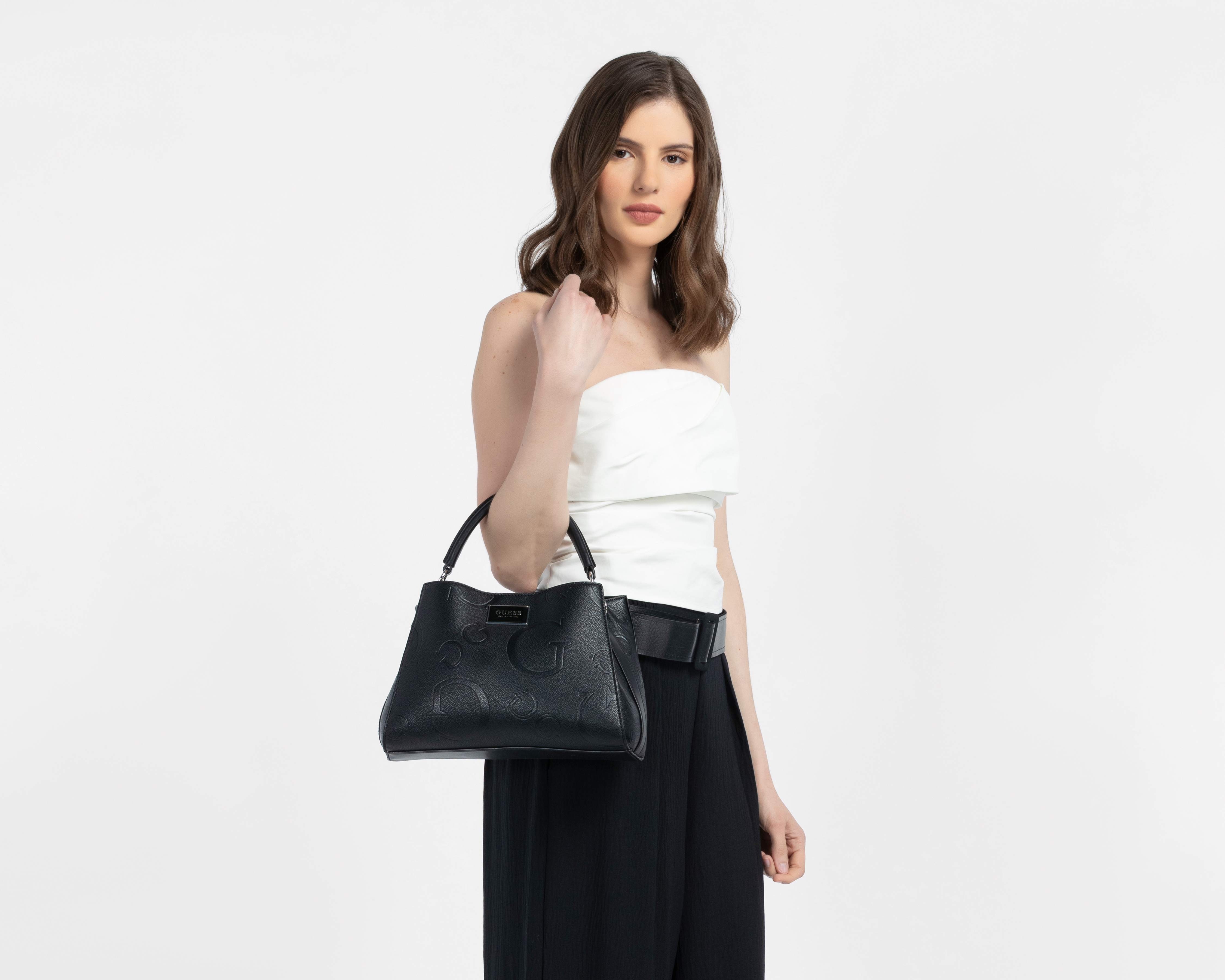 Foto 7 pulgar | Foto 6 | Bolsa de Mano Guess Jarson Satchel con Correa