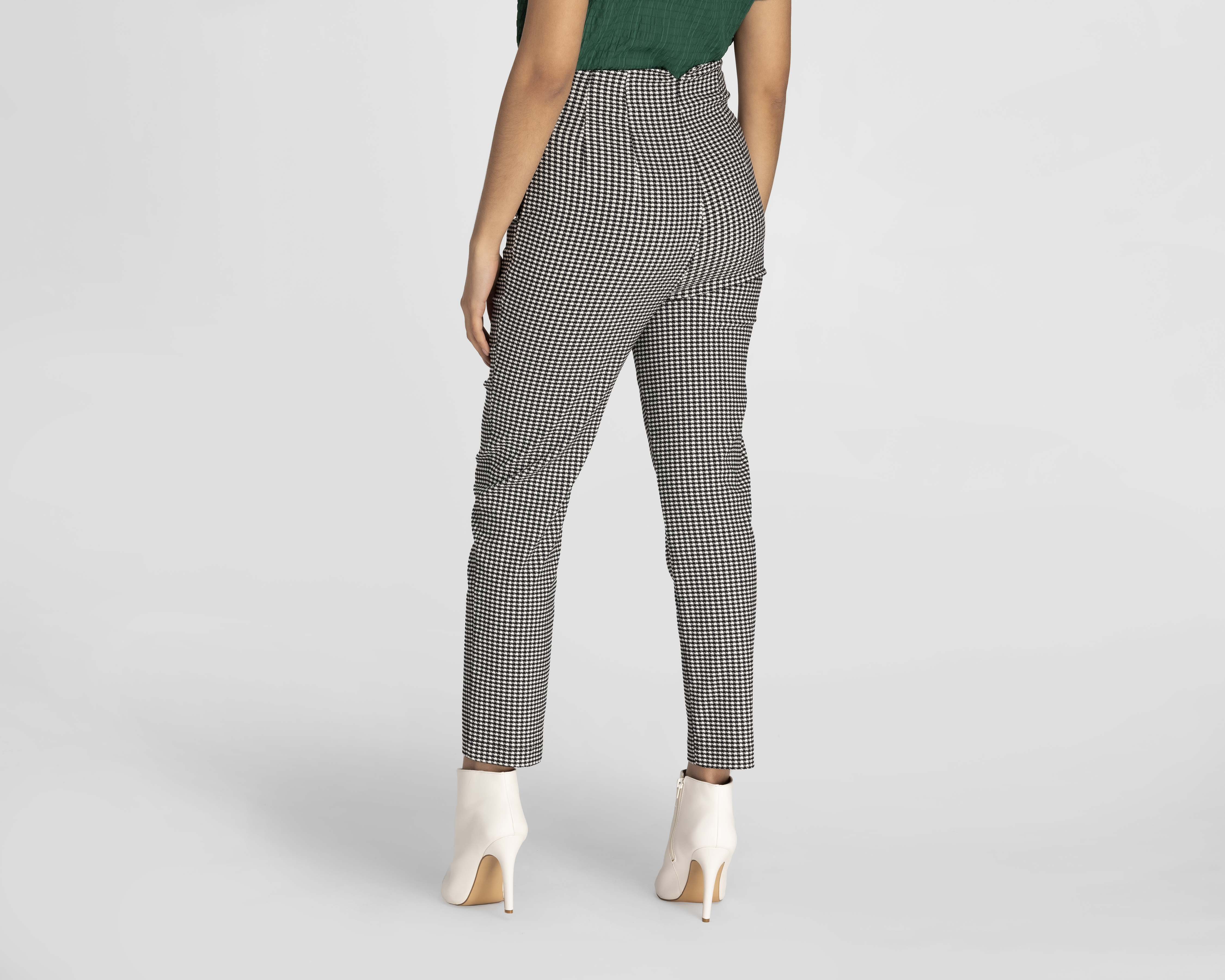 Foto 4 pulgar | Foto 3 | Pantalón de Vestir Sahara Estampado