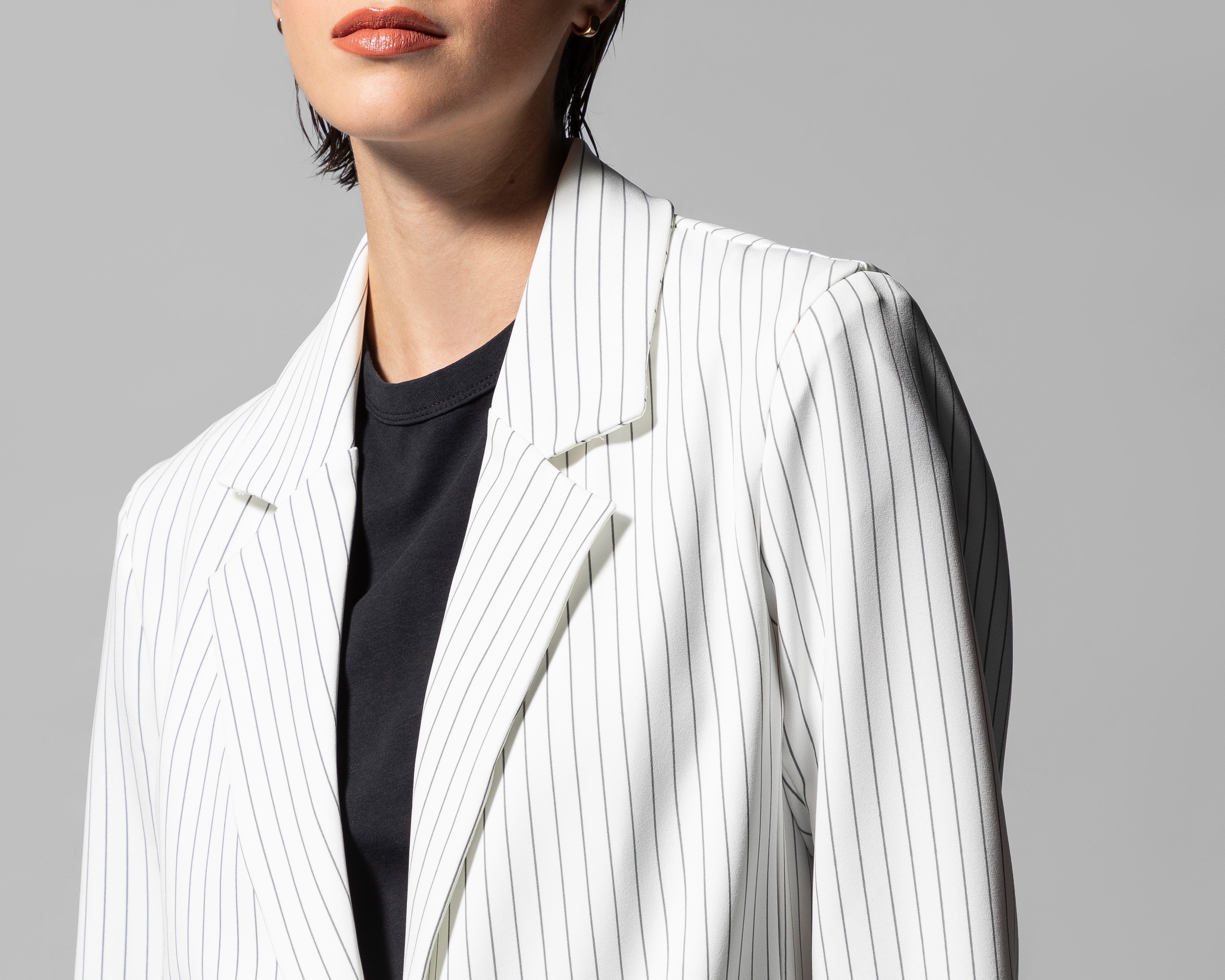 Foto 5 pulgar | Foto 4 | Blazer Blanco Thinner para Mujer