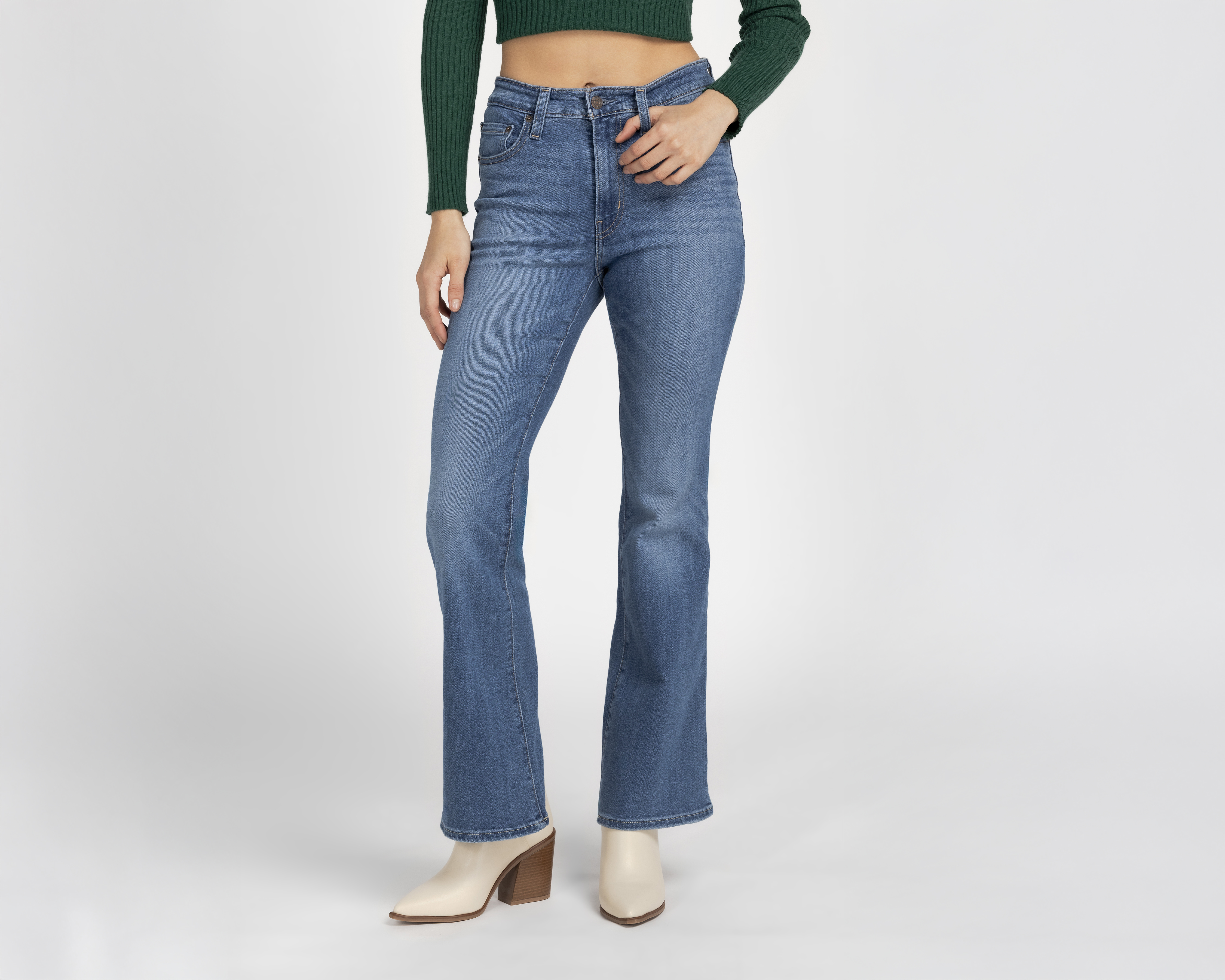 Foto 2 pulgar | Foto 1 | Jeans Levi's 726 High Rise Flare Juvenil