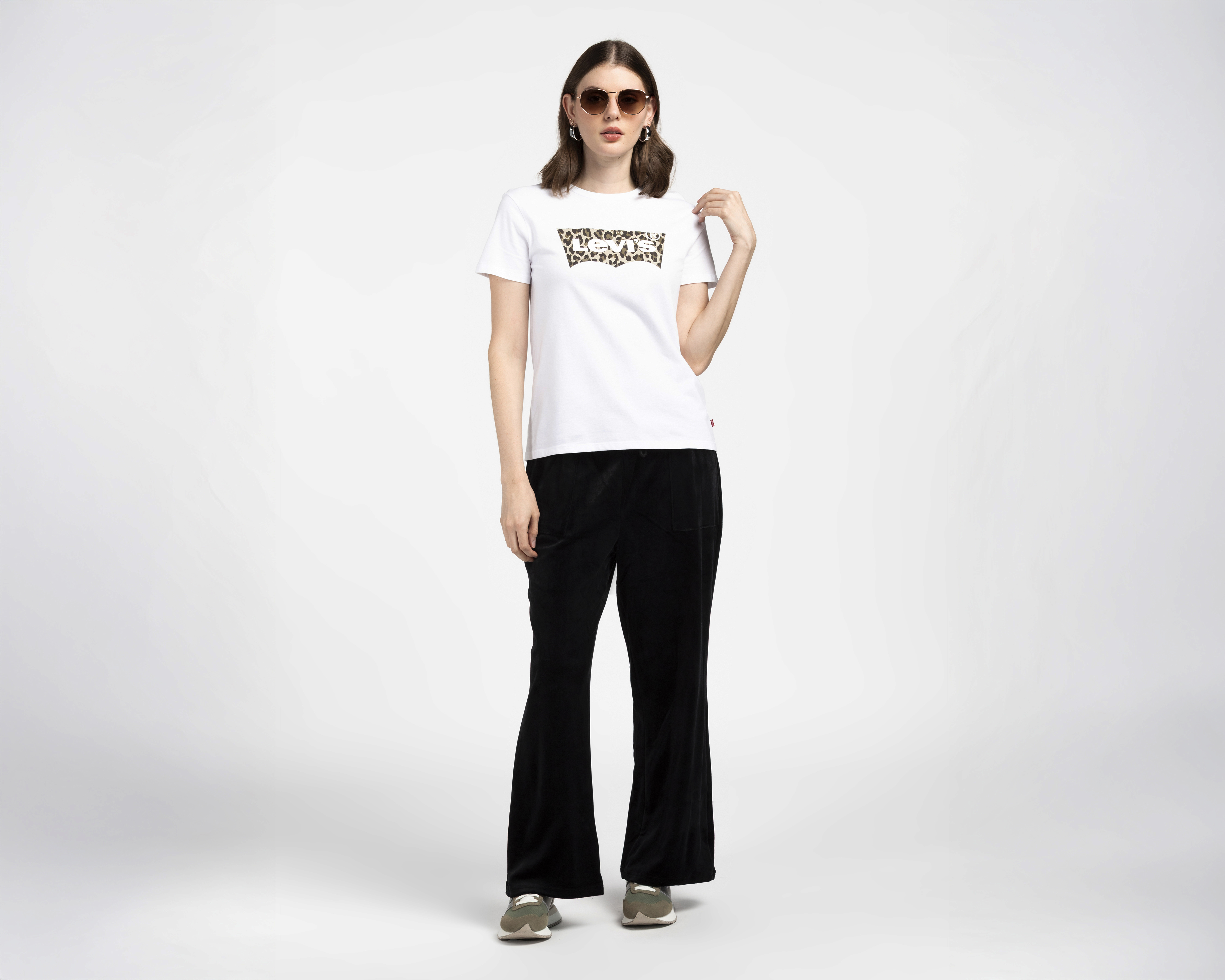 Foto 2 | Foto 2 | Playera Manga Corta Levi's para Mujer