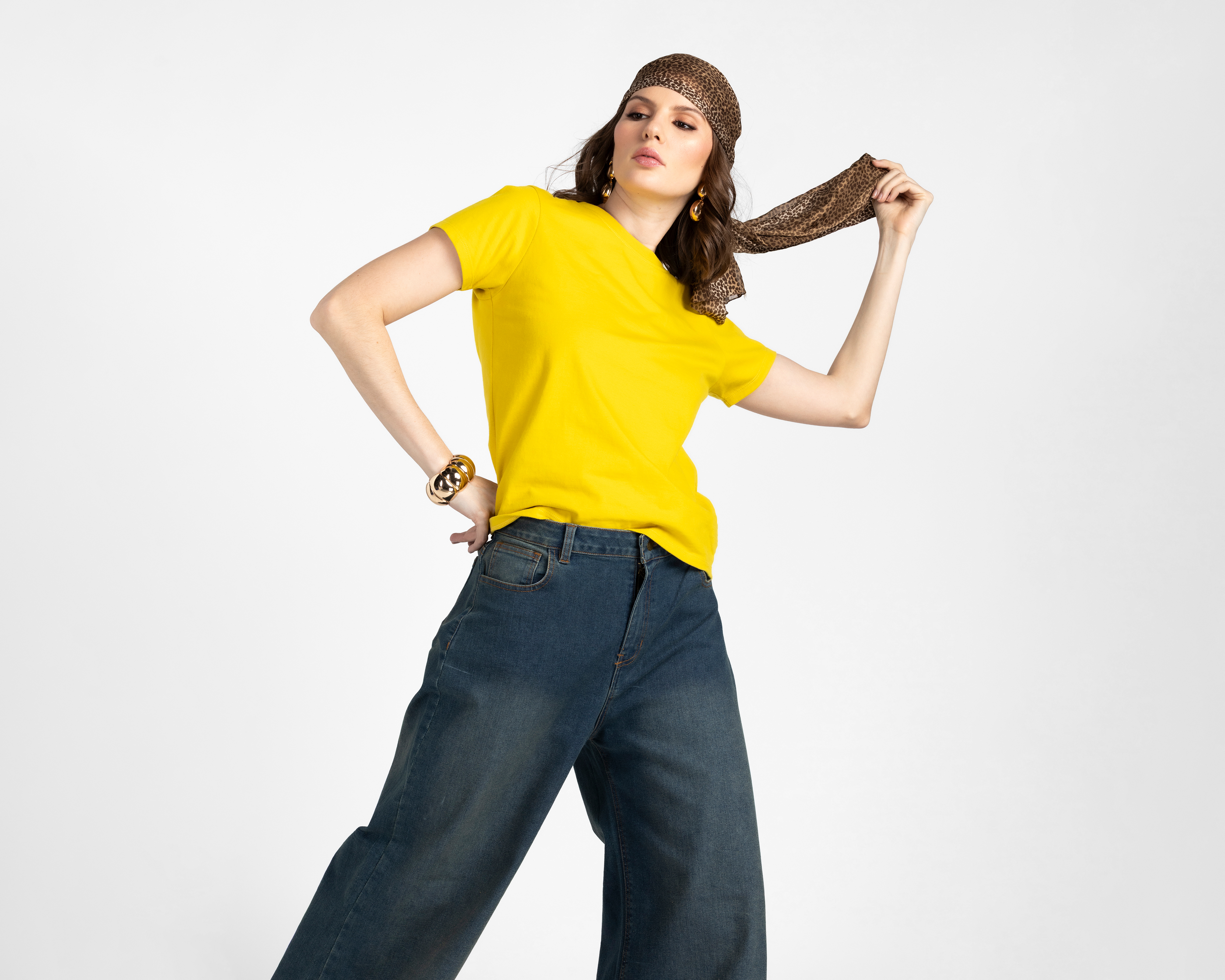 Foto 2 | Foto 2 | Playera Amarilla Sahara para Mujer