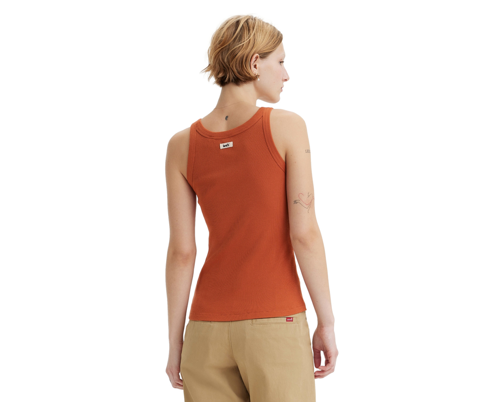 Foto 4 pulgar | Foto 3 | Playera Levi's sin Mangas para Mujer