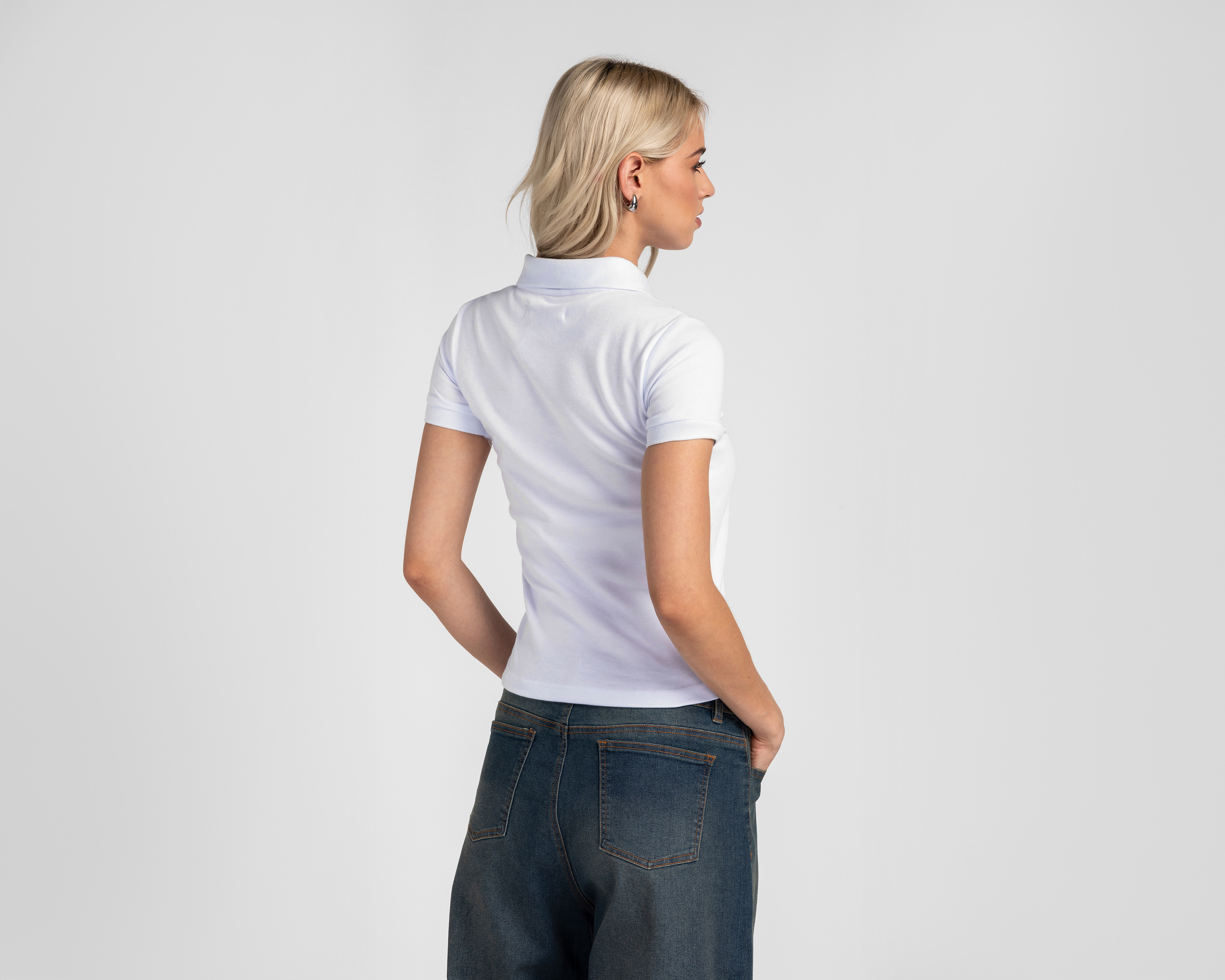 Foto 4 pulgar | Foto 3 | Playera Manga Corta Refill para Mujer