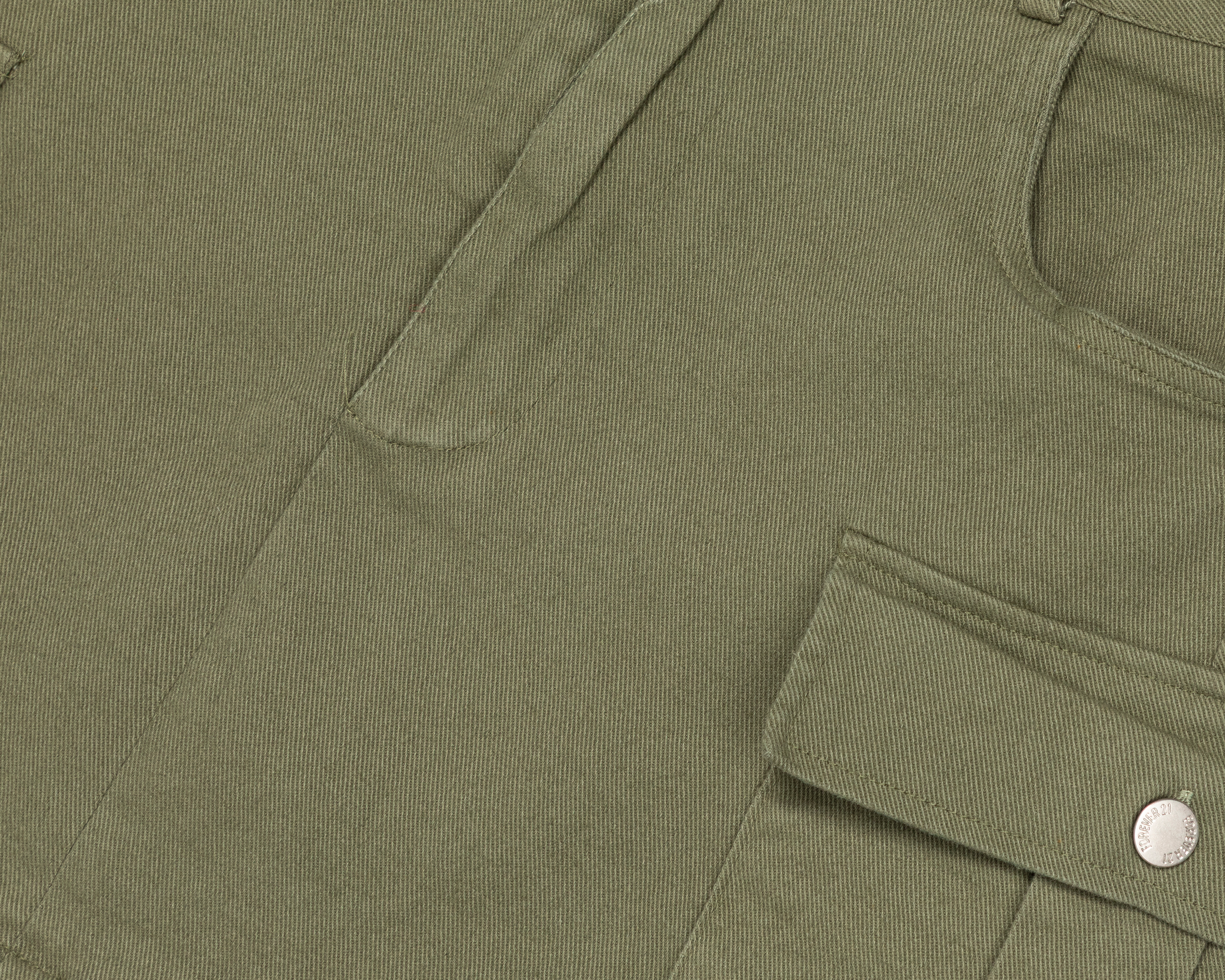 Foto 4 pulgar | Foto 3 | Falda Corta Forever 21 Olivo para Mujer