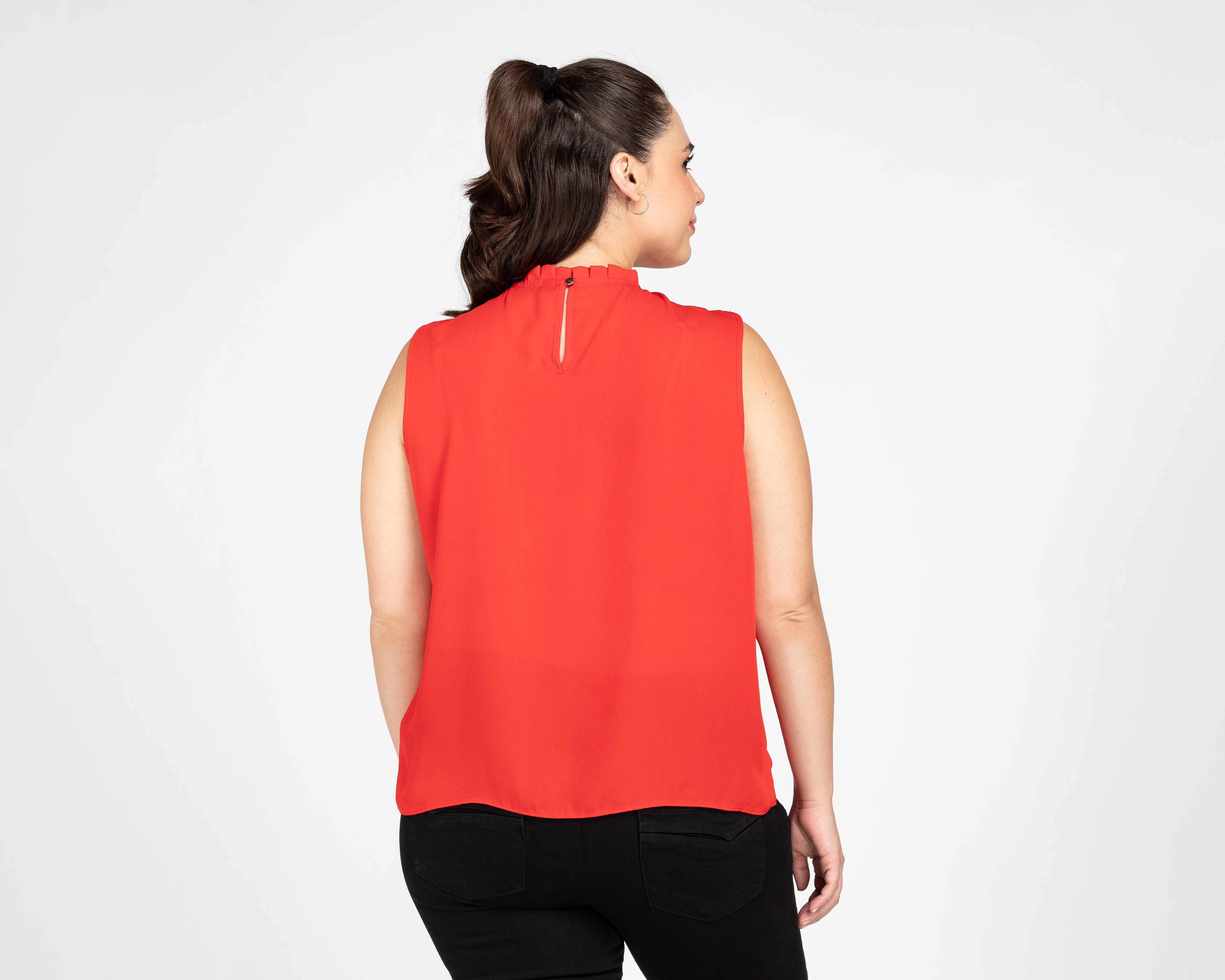 Foto 4 pulgar | Foto 3 | Blusa Sahara sin Mangas con Plisado