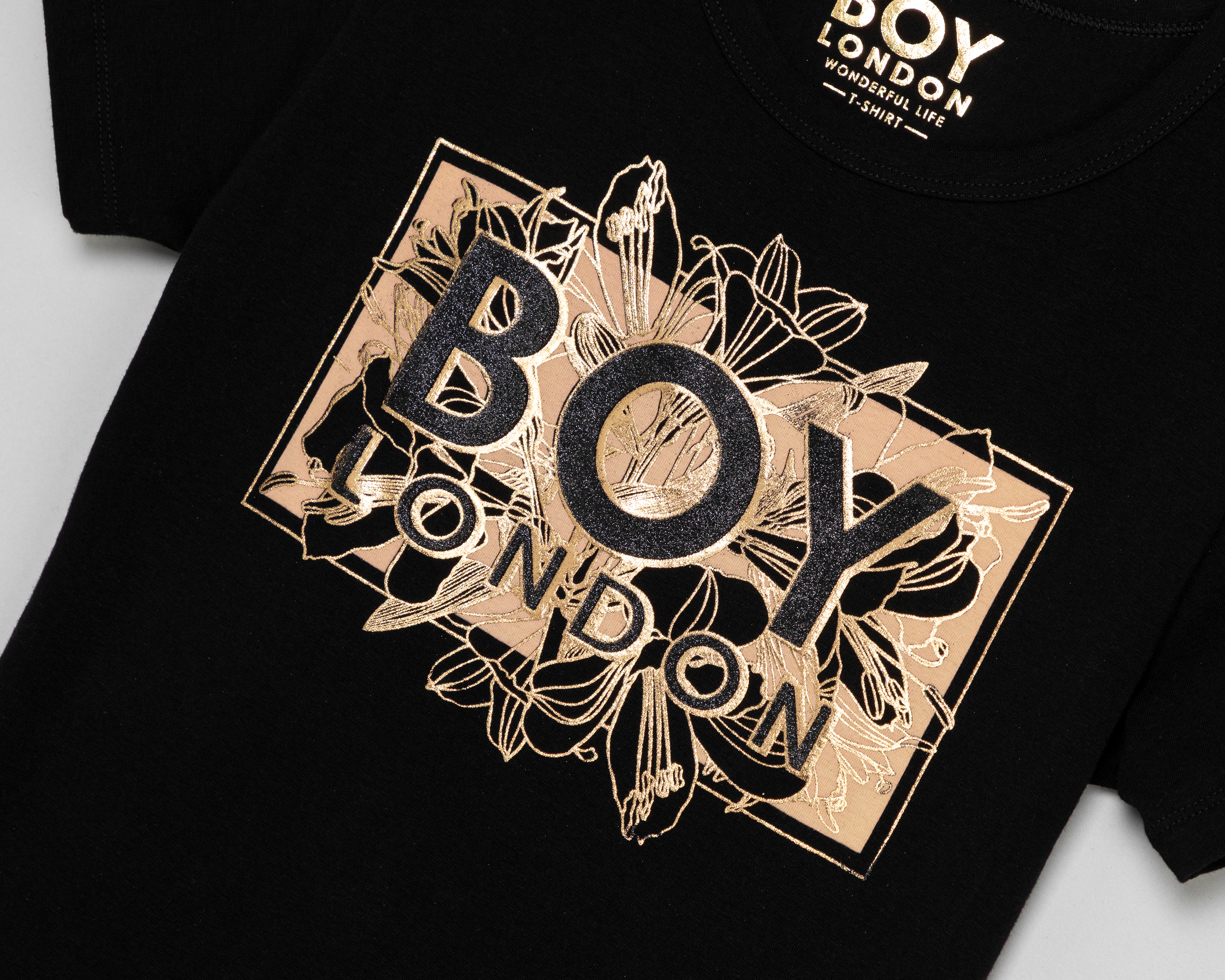 Foto 4 pulgar | Foto 3 | Playera Manga Corta Boy London Juvenil