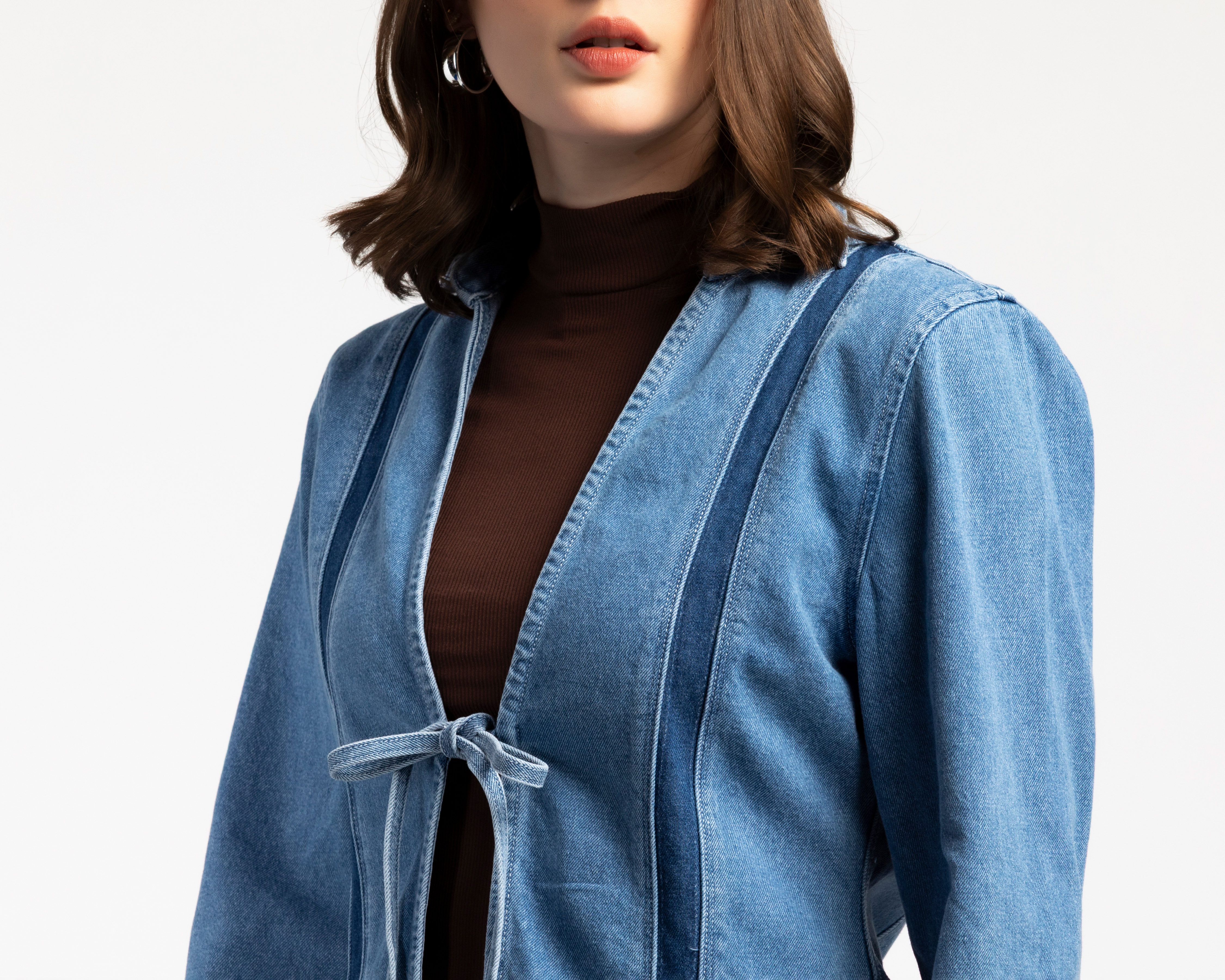 Foto 4 | Foto 4 | Chamarra de Mezclilla con Jareta Sahara para Mujer