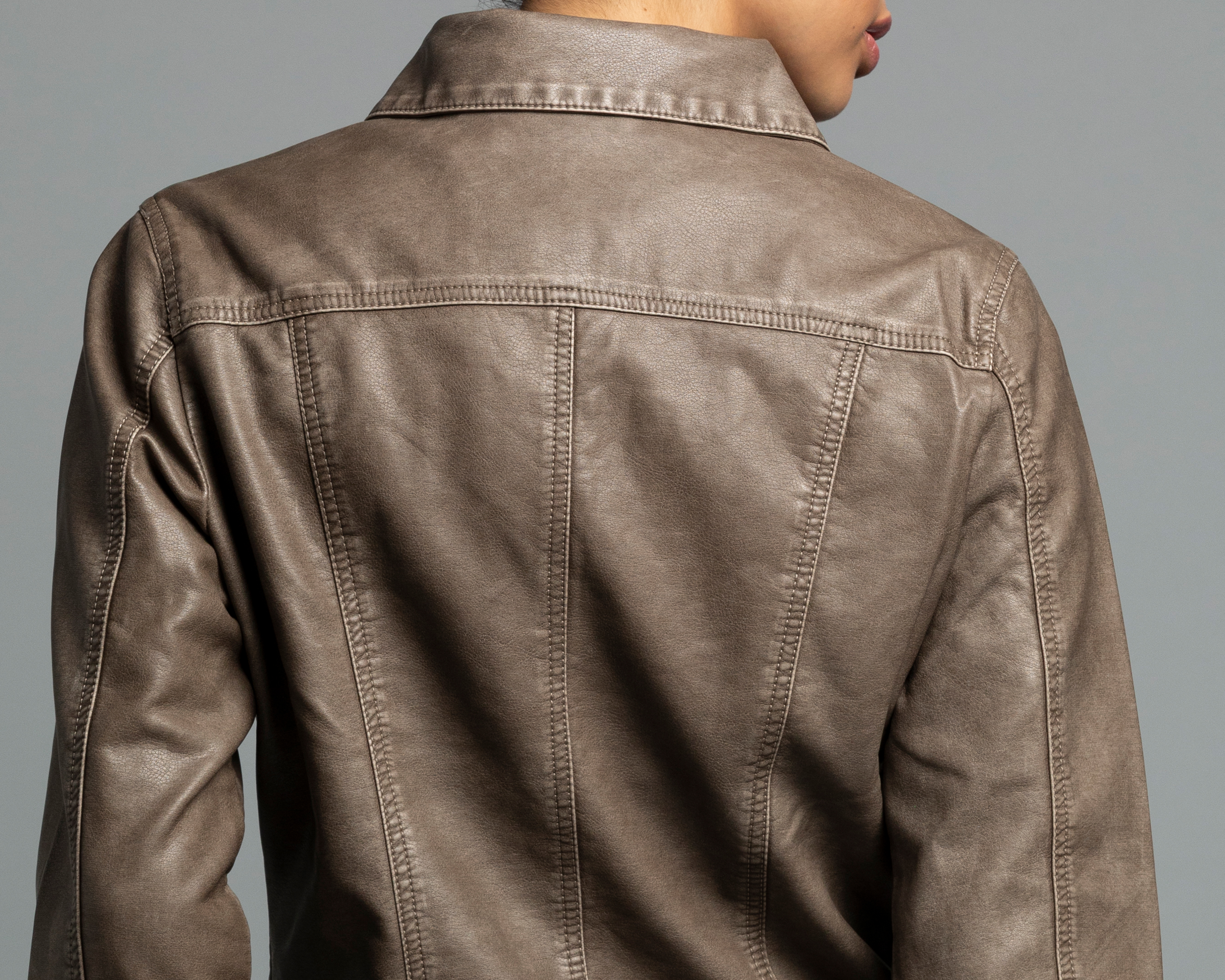 Foto 5 | Foto 5 | Chamarra Café Strona para Mujer