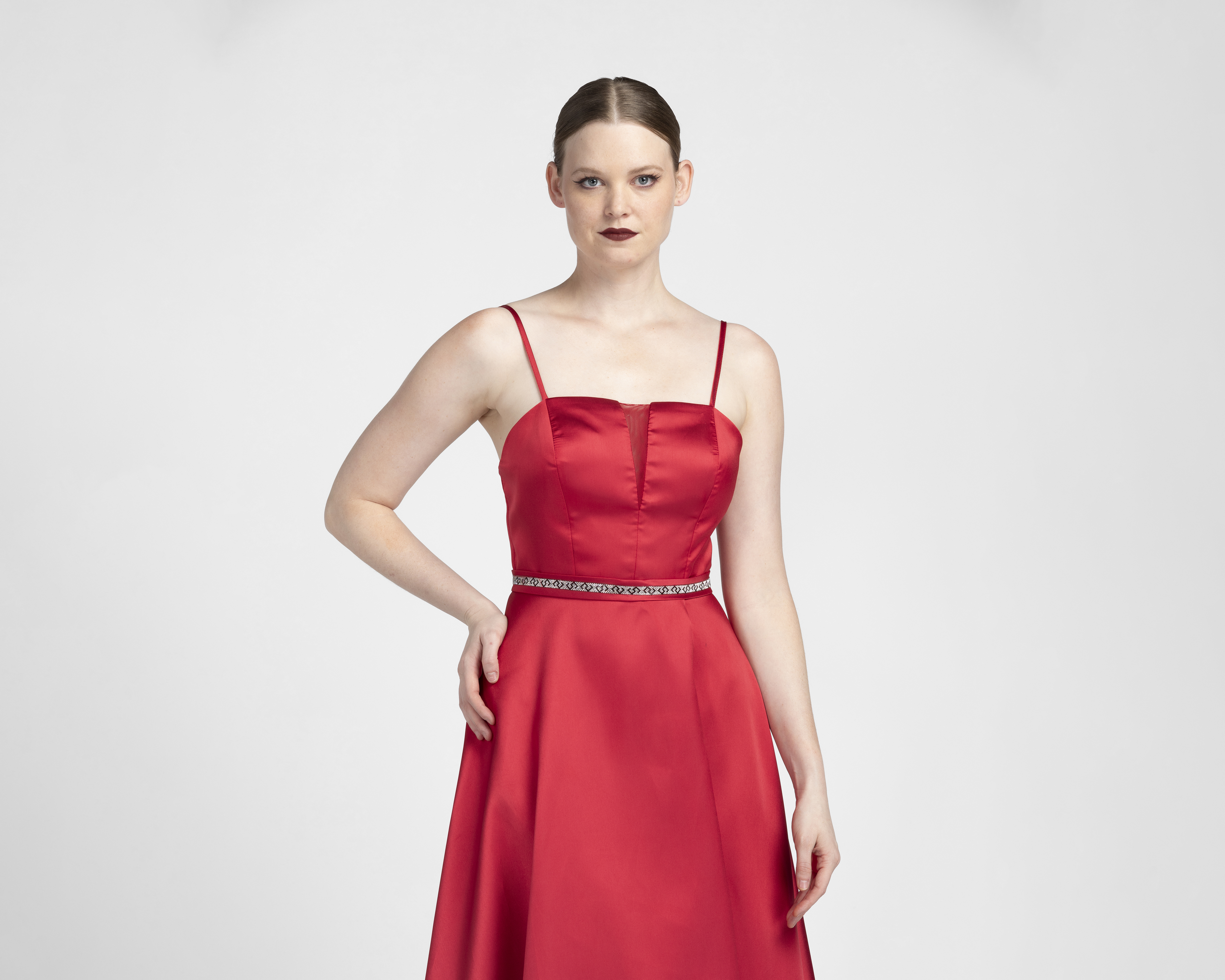 Foto 5 pulgar | Foto 4 | Vestido de Noche Nina Ferre Rojo con Pedrería Largo para Mujer