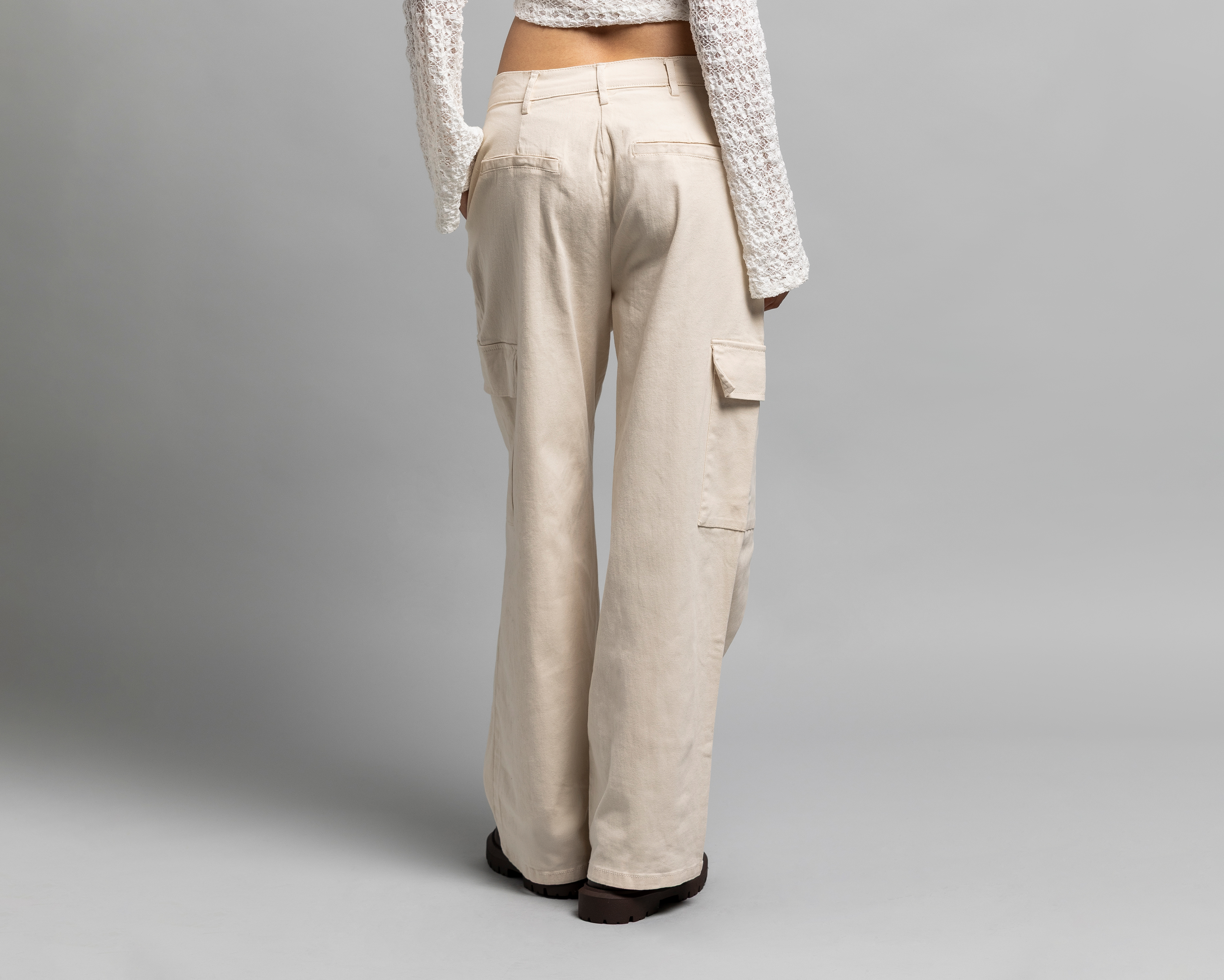 Foto 4 pulgar | Foto 3 | Pantalón Cargo Strona Beige para Mujer