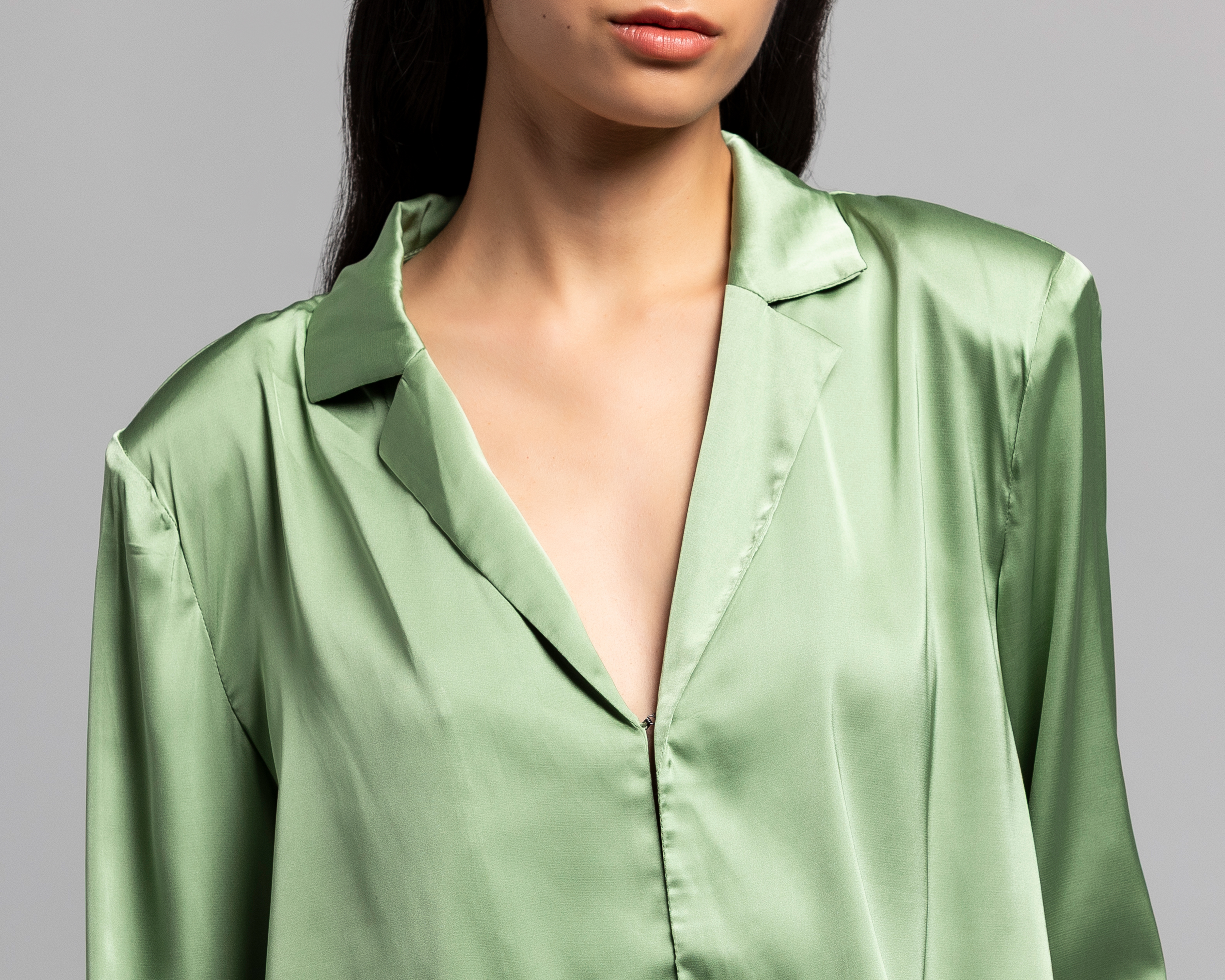 Foto 5 pulgar | Foto 4 | Blazer Verde Strona para Mujer