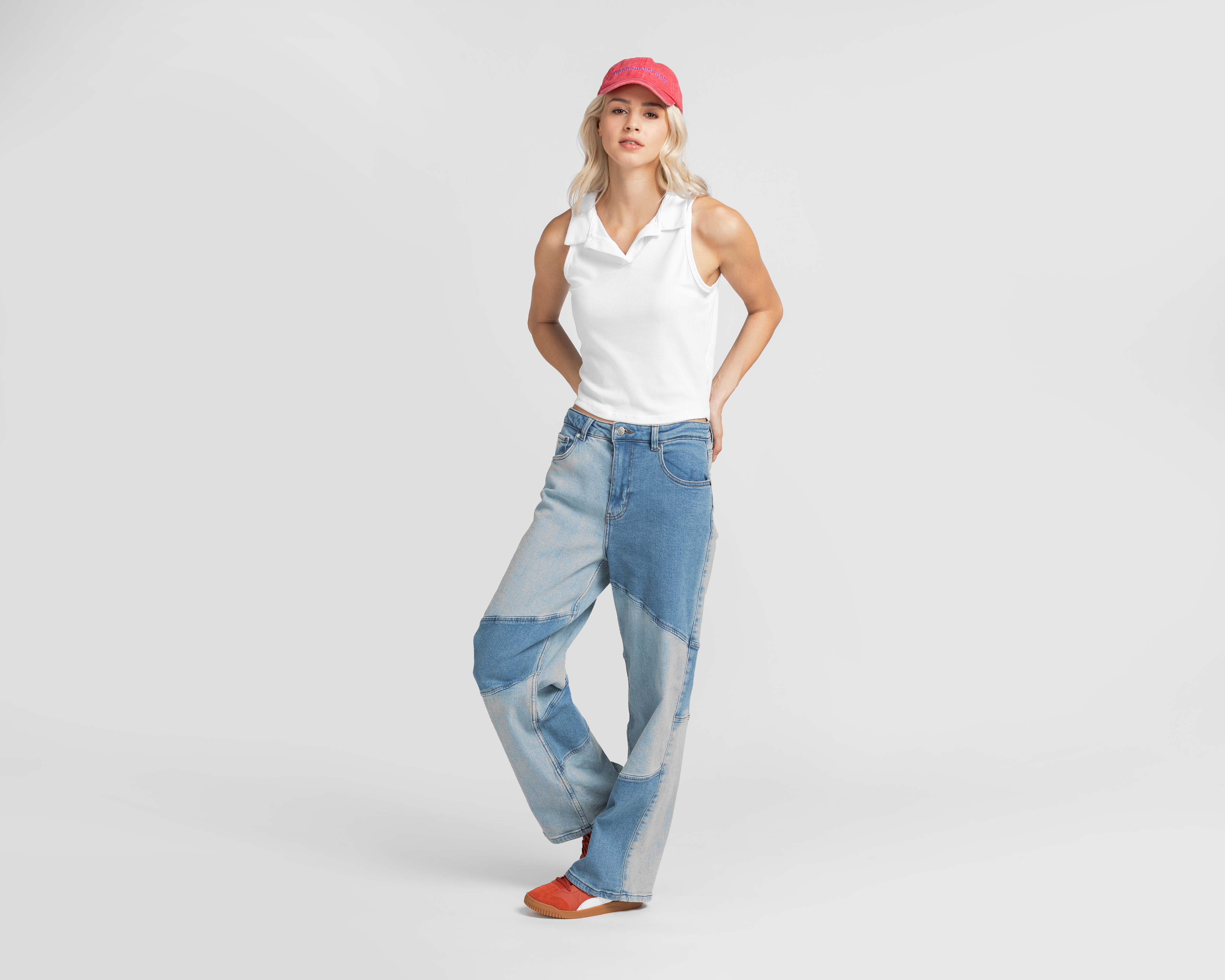 Foto 3 pulgar | Foto 2 | Playera Refill sin Mangas para Mujer