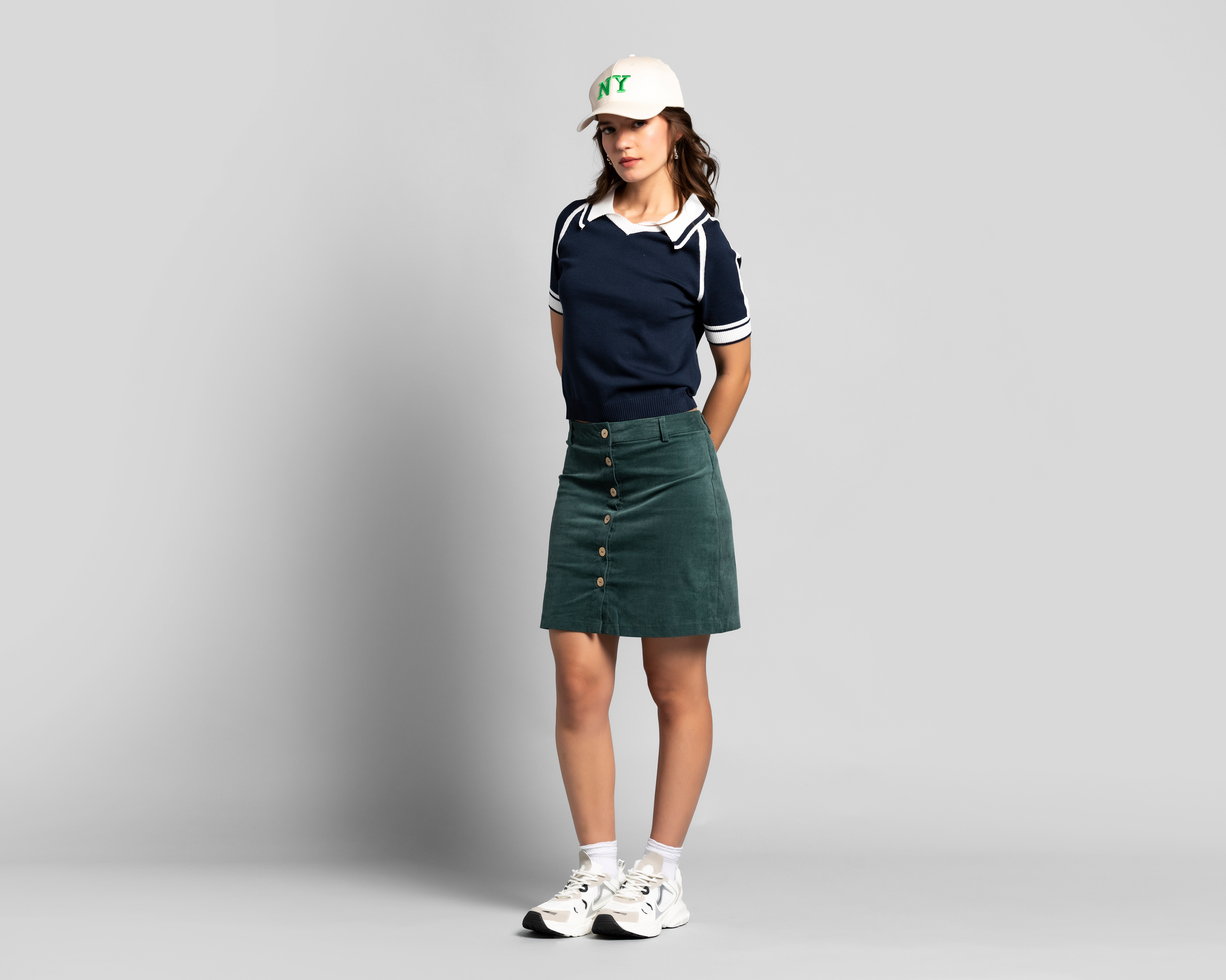 Foto 1 | Foto 1 | Falda Mini Strona Verde para Mujer