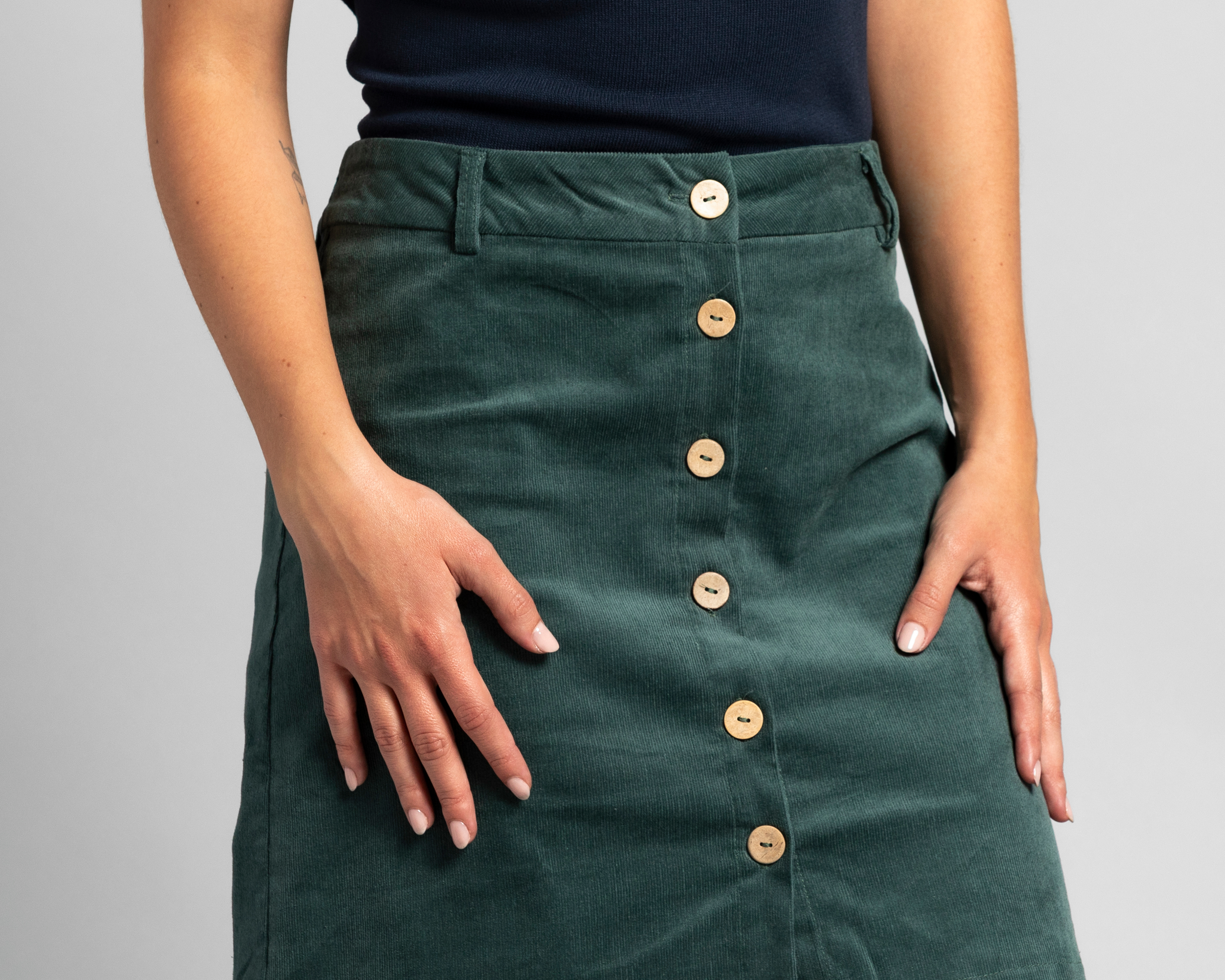 Foto 5 pulgar | Foto 4 | Falda Mini Strona Verde para Mujer