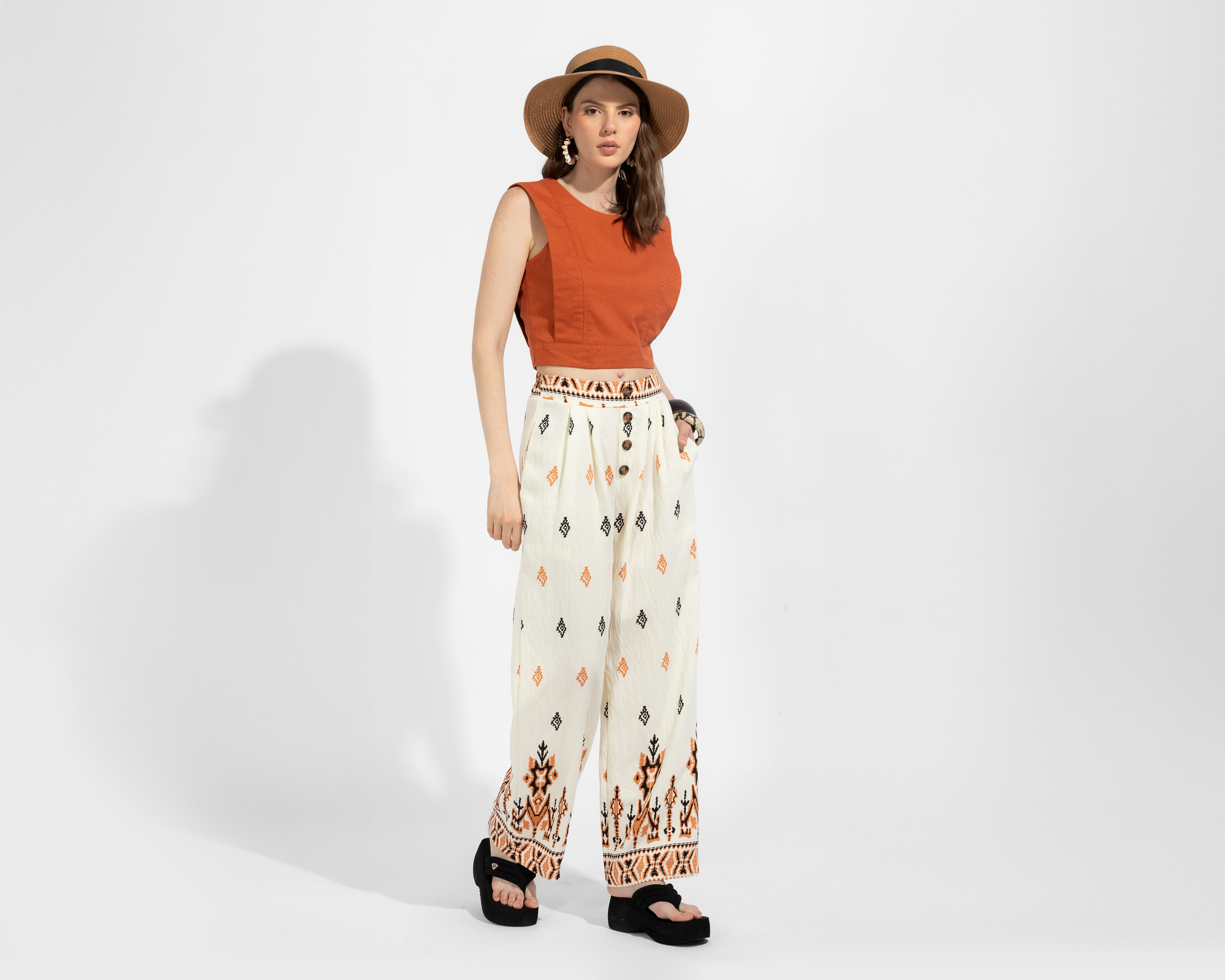 Foto 2 | Foto 2 | Pantalón Ancho Sahara Estampado Juvenil