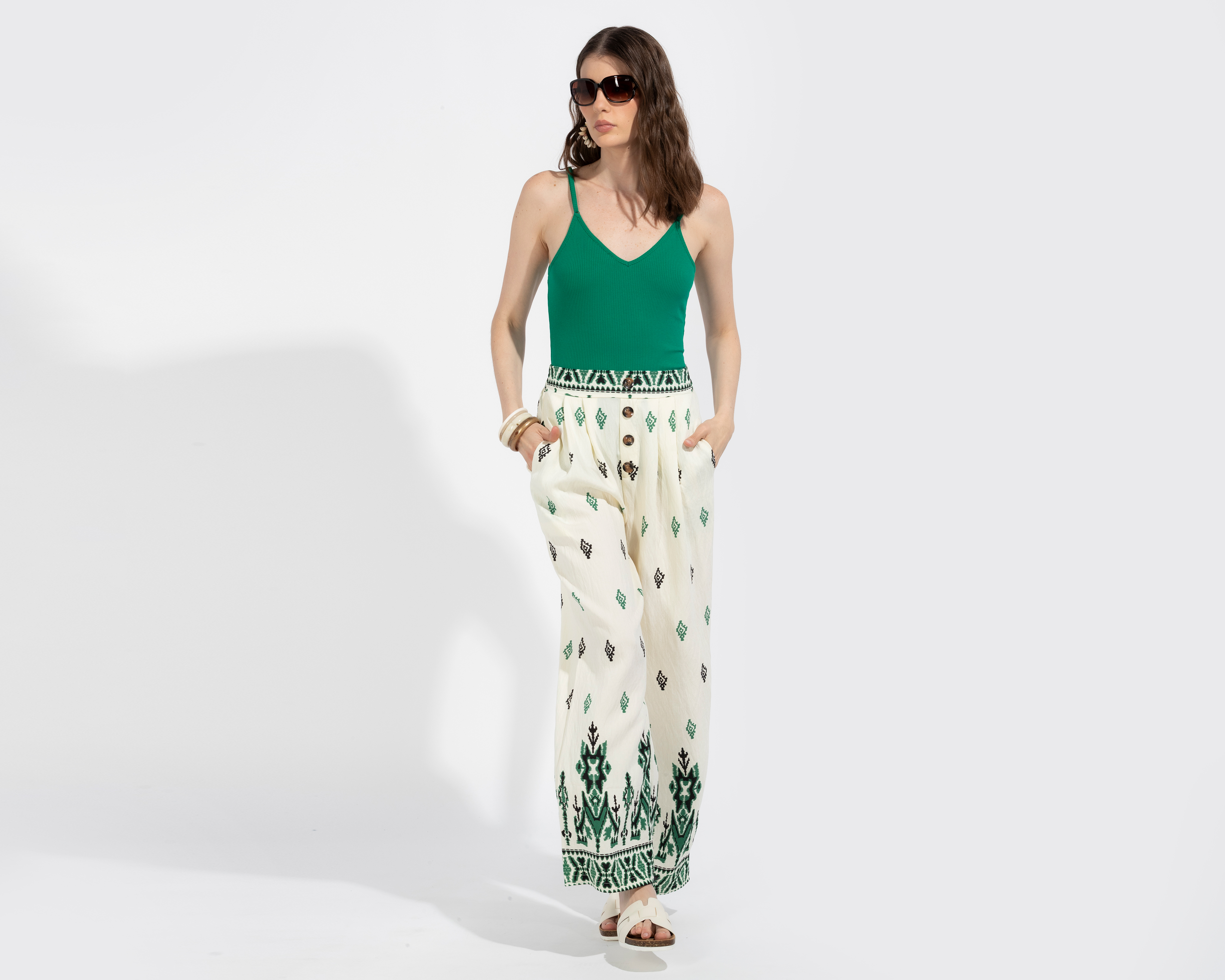 Foto 2 | Foto 2 | Pantalón Ancho Sahara Estampado Juvenil