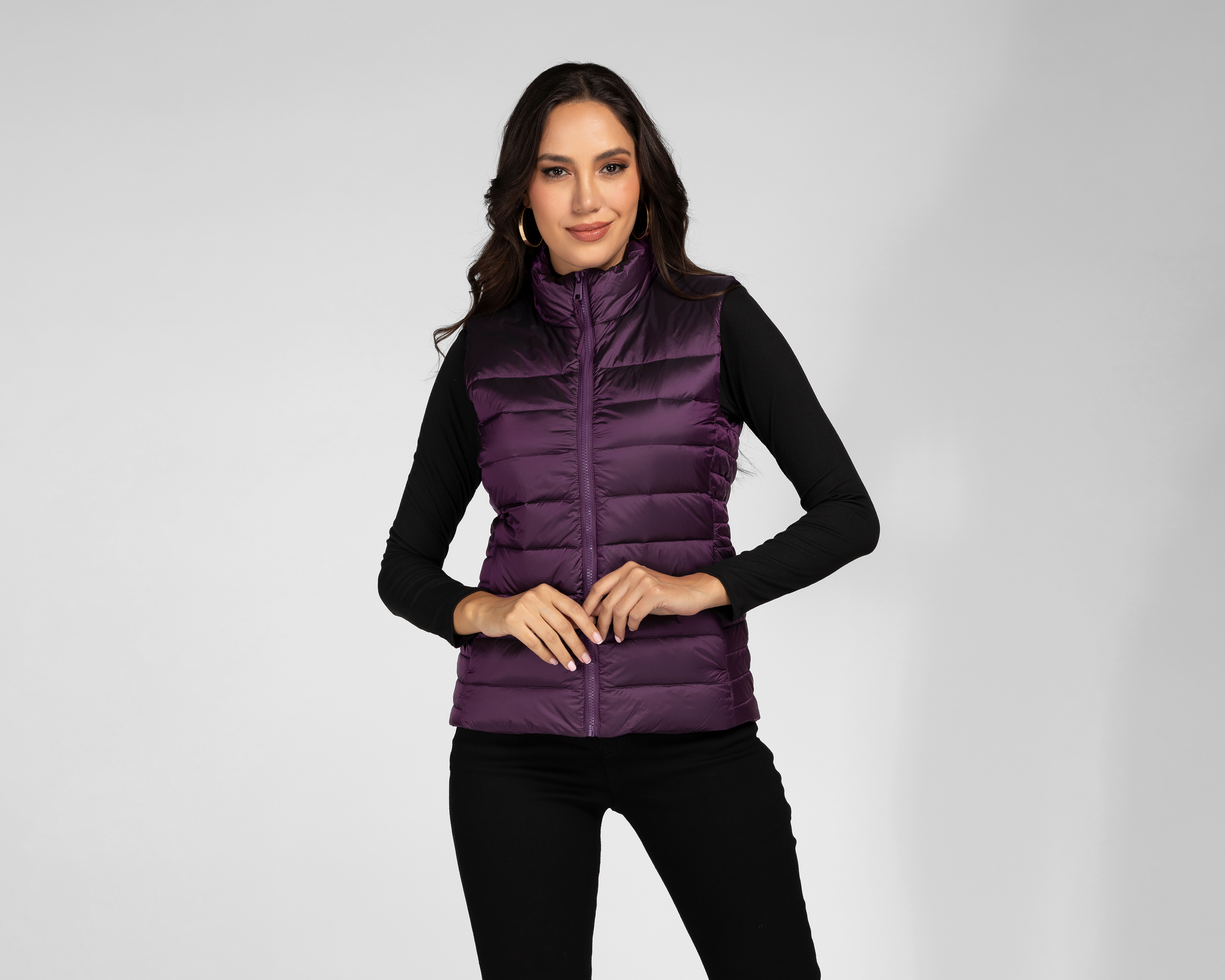 Foto 2 pulgar | Foto 1 | Chaleco Morado Greenlander para Mujer