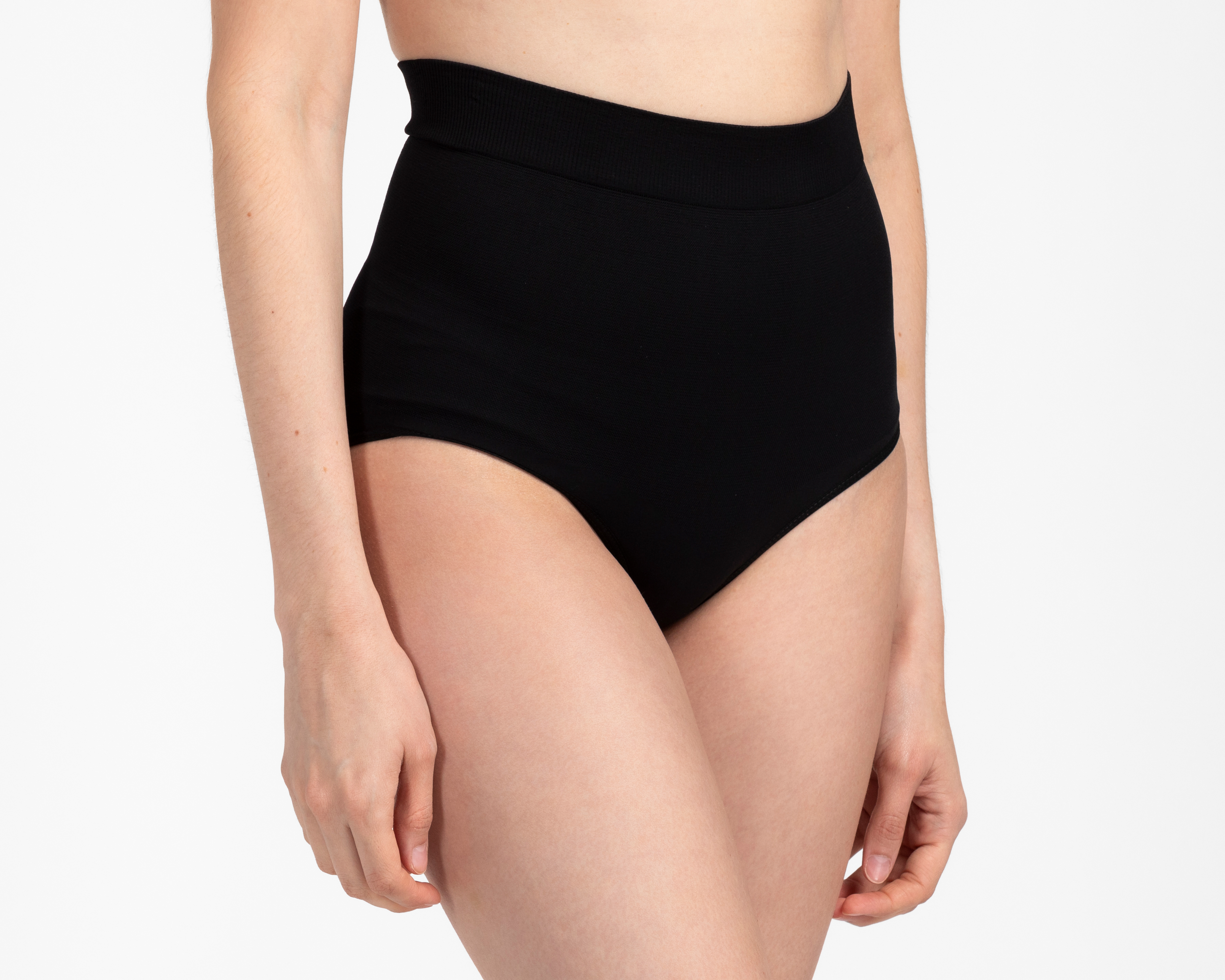 Pantaleta Control Negra Shape & Care Baja Compresión para Mujer