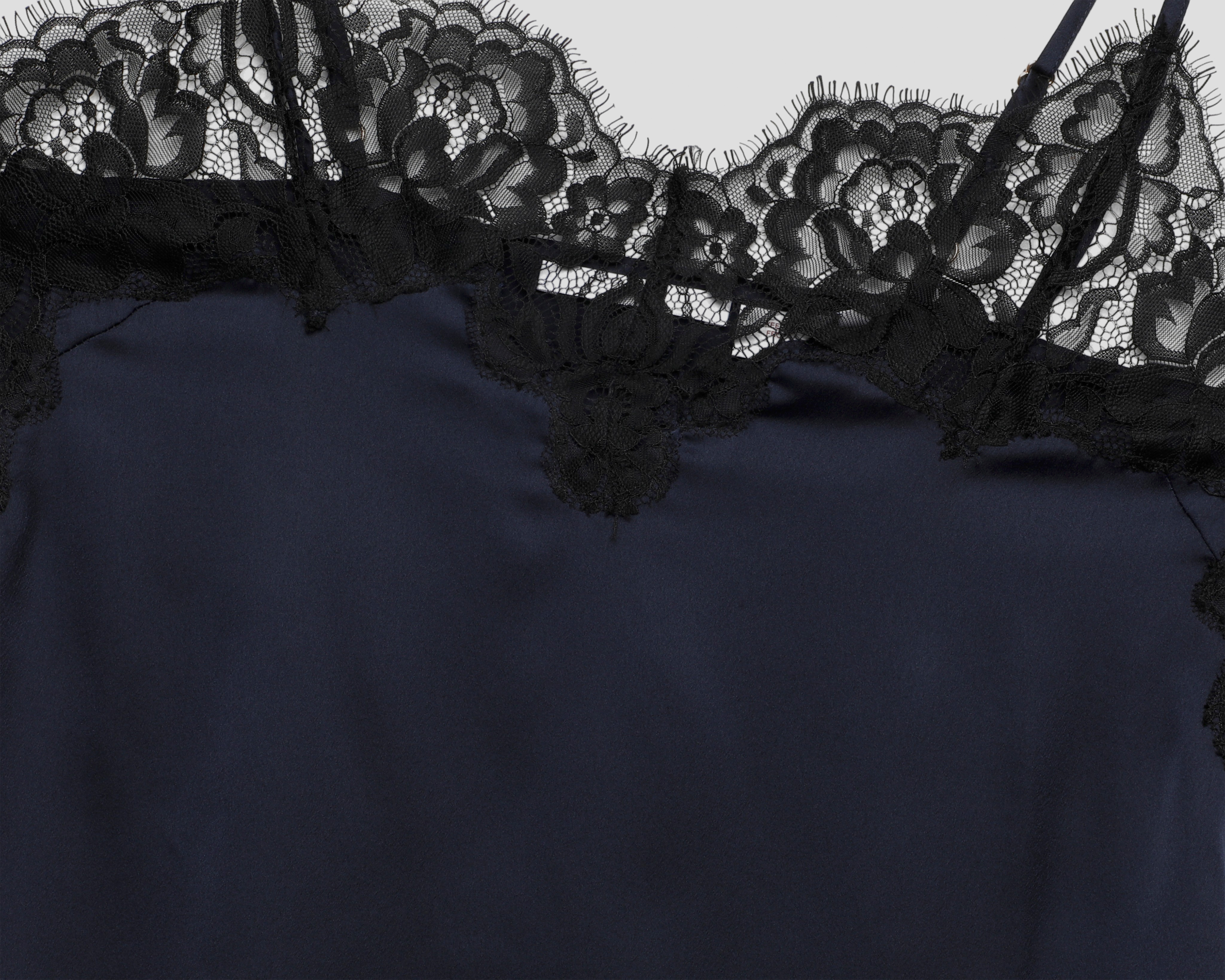 Foto 3 | Foto 3 | Pijama Guess para Mujer