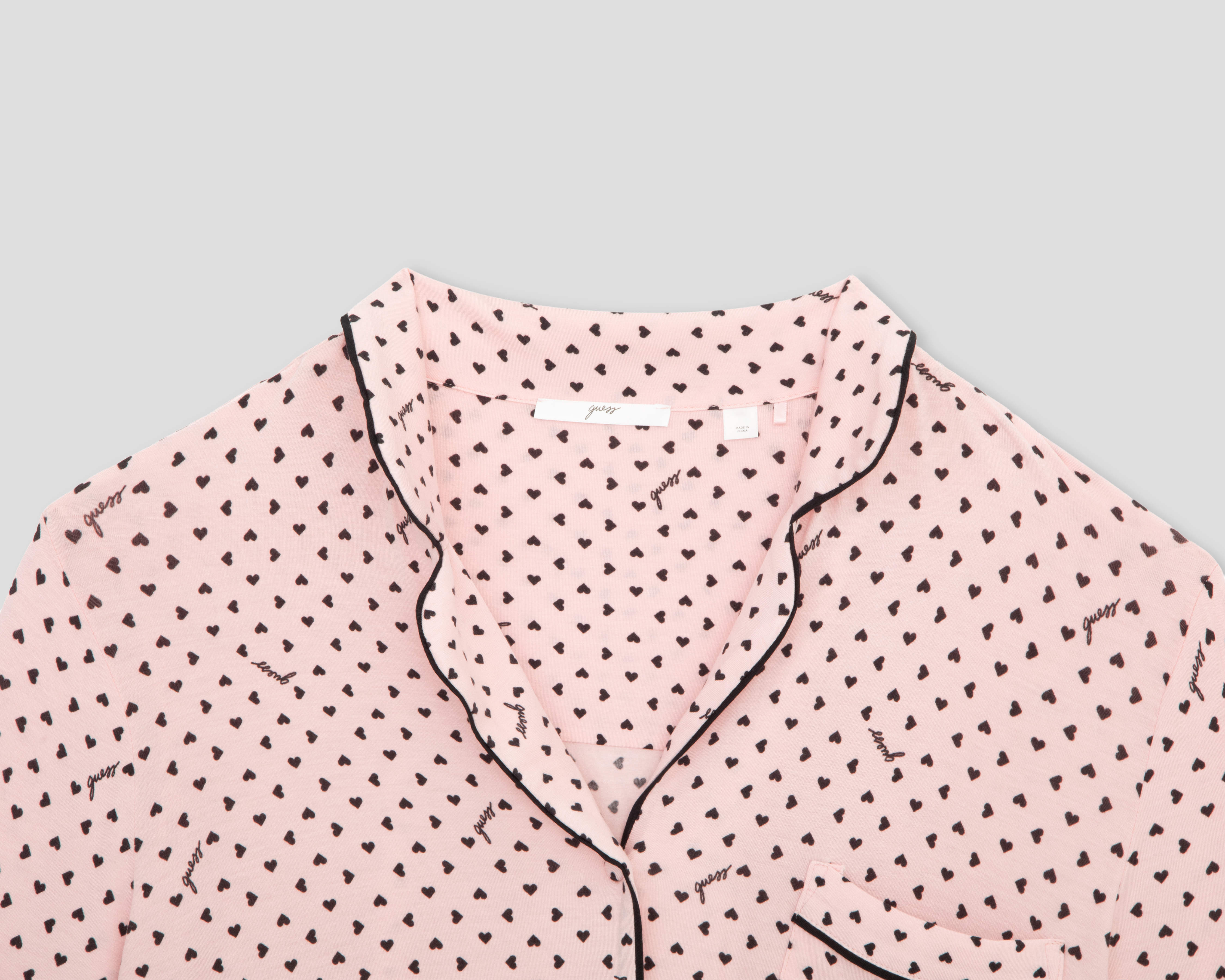 Foto 4 pulgar | Foto 3 | Pijama Guess para Mujer