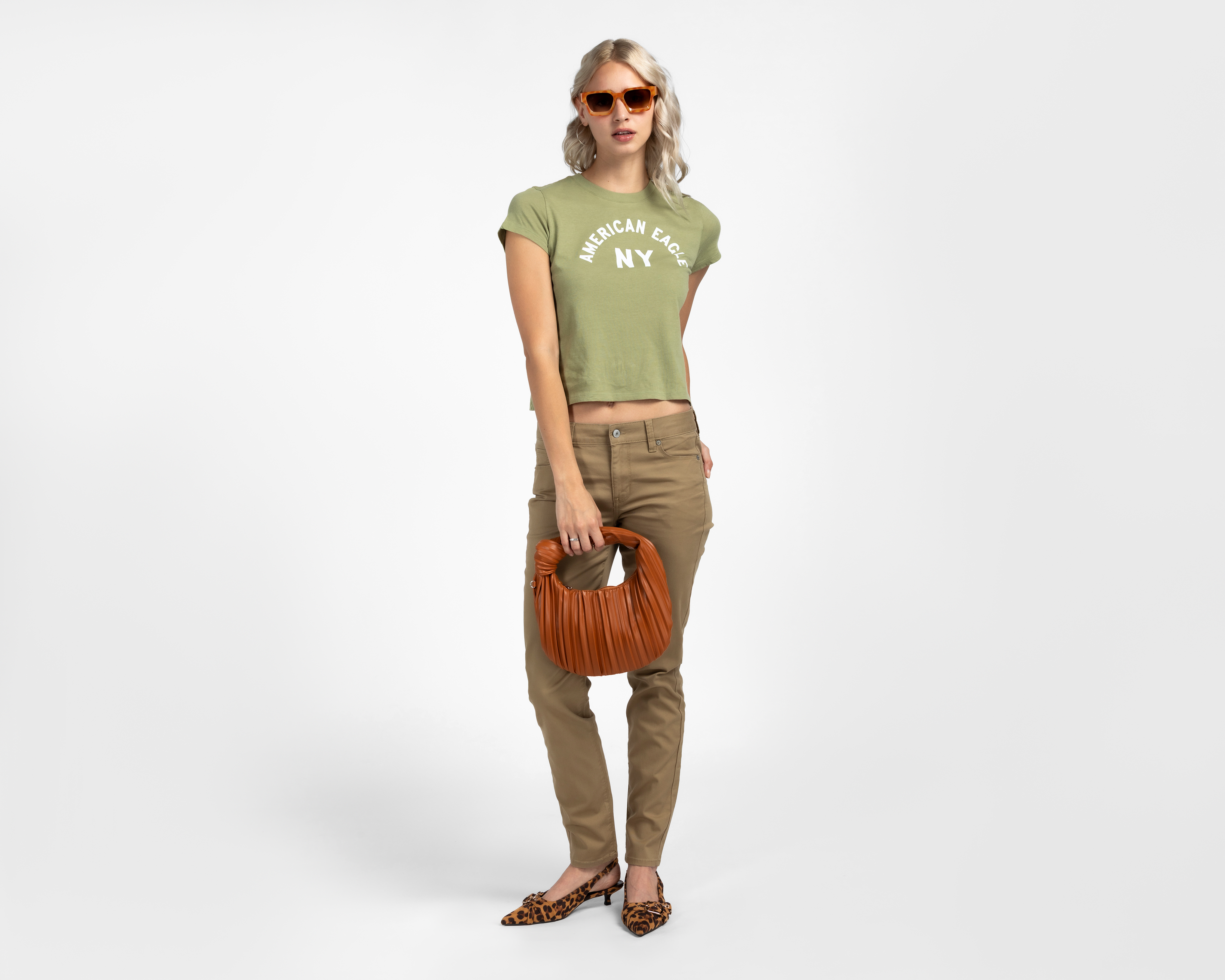 Foto 3 pulgar | Foto 2 | Playera Manga Corta American Eagle para Mujer