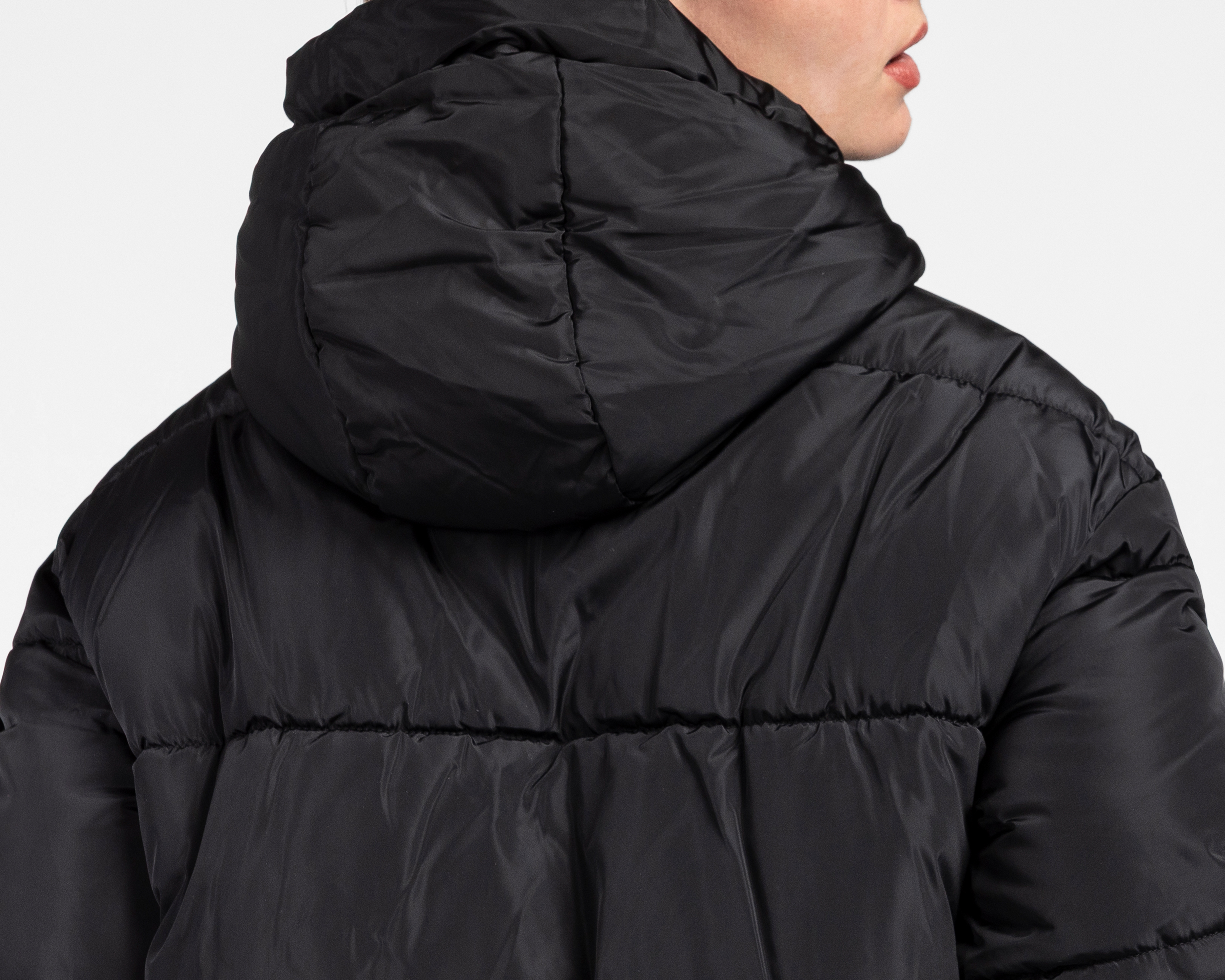 Foto 6 pulgar | Foto 5 | Chamarra con Capucha Refill para Mujer