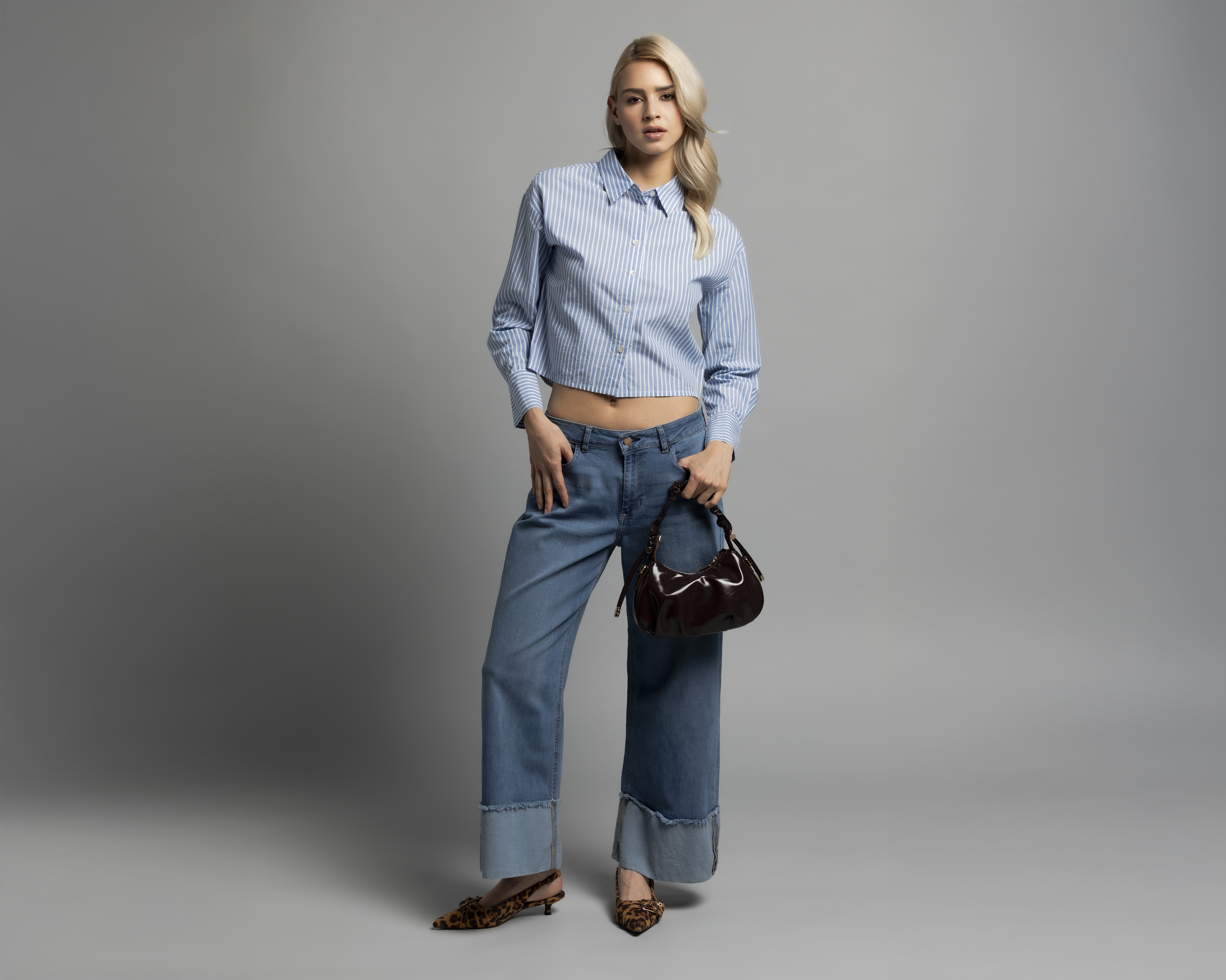 Foto 2 pulgar | Foto 1 | Blusa Manga Larga Strona para Mujer