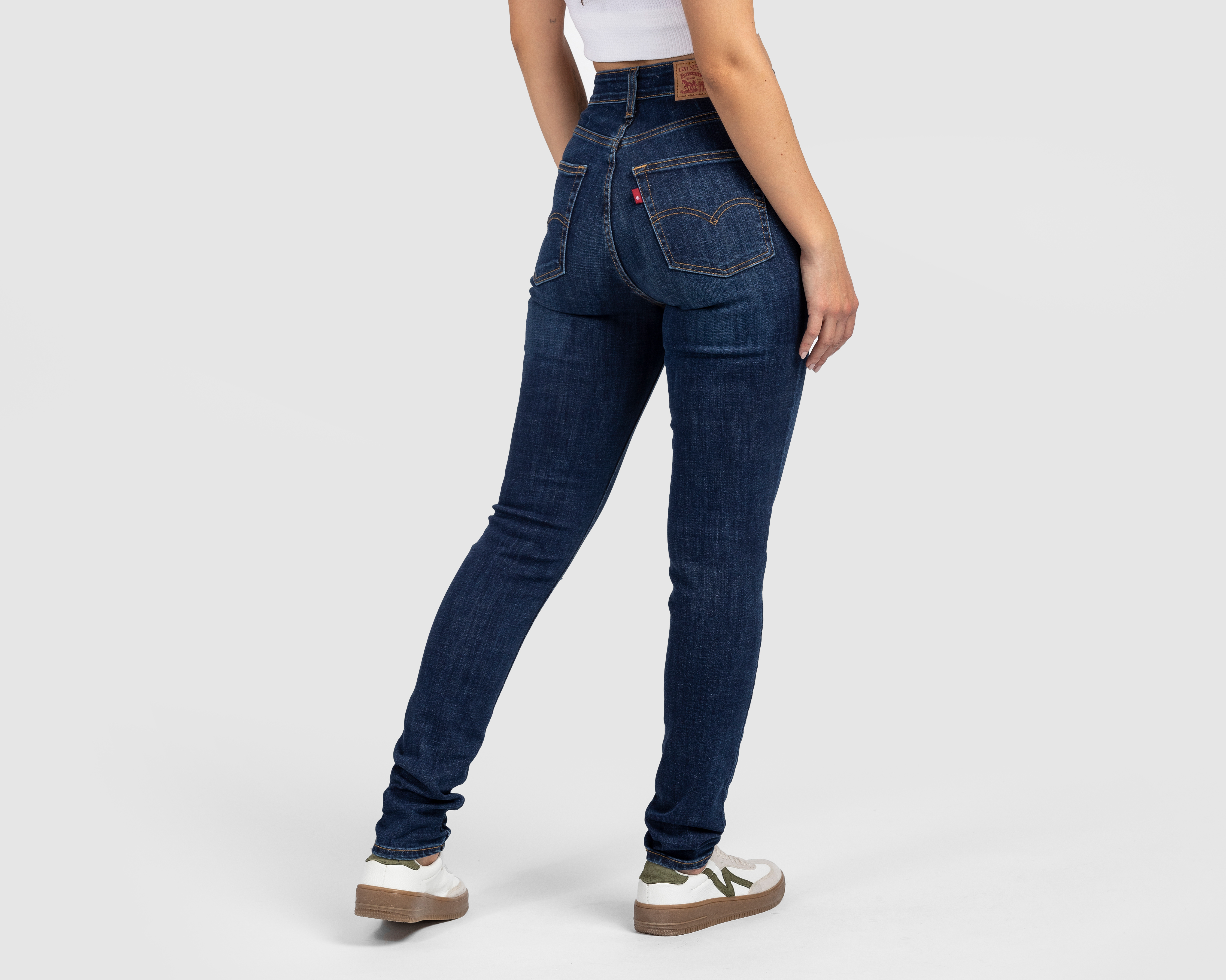 Foto 4 pulgar | Foto 3 | Jeans Levi's 721 High Rise Skinny para Mujer