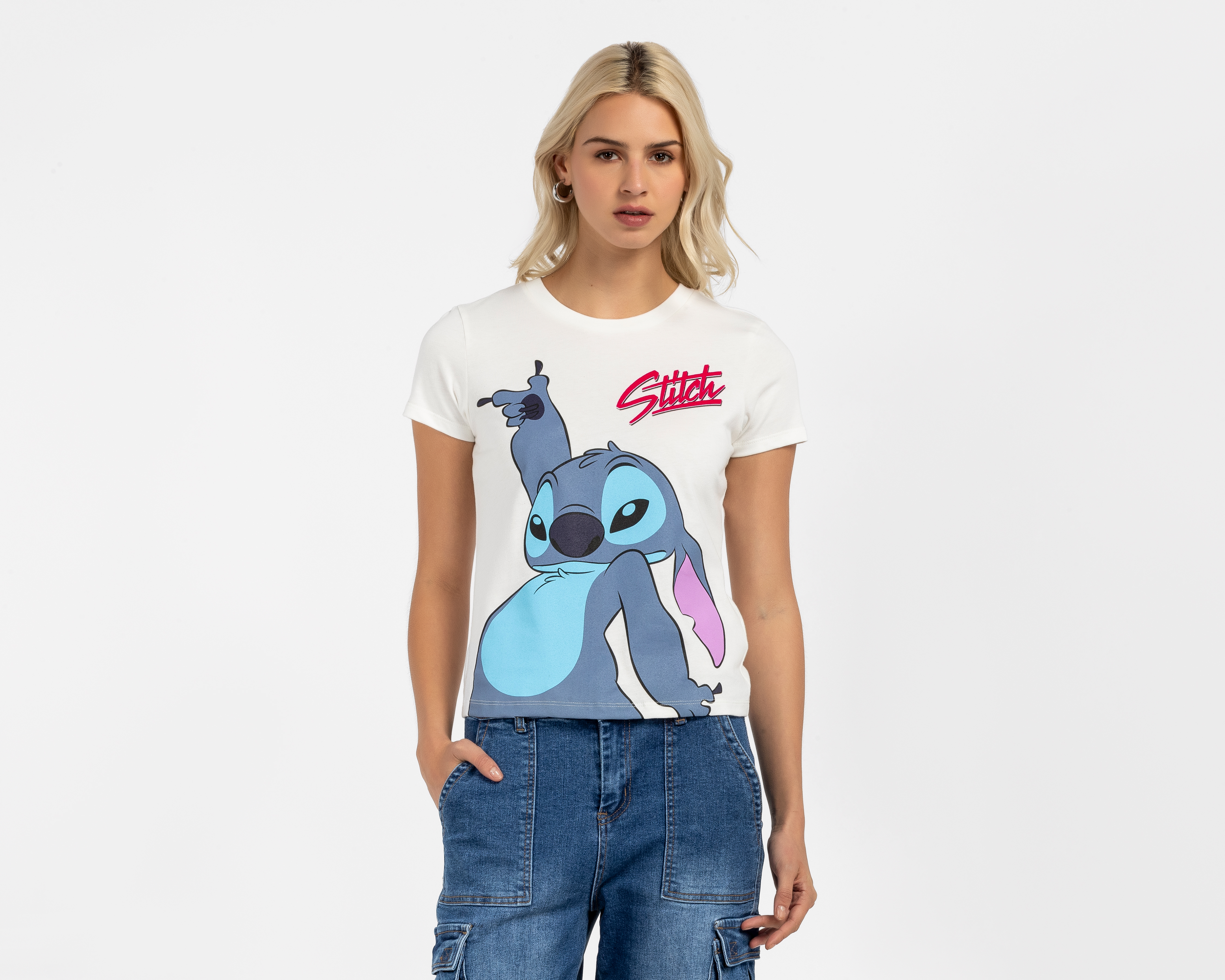 Foto 2 pulgar | Foto 1 | Playera Estampada Disney Stitch para Mujer