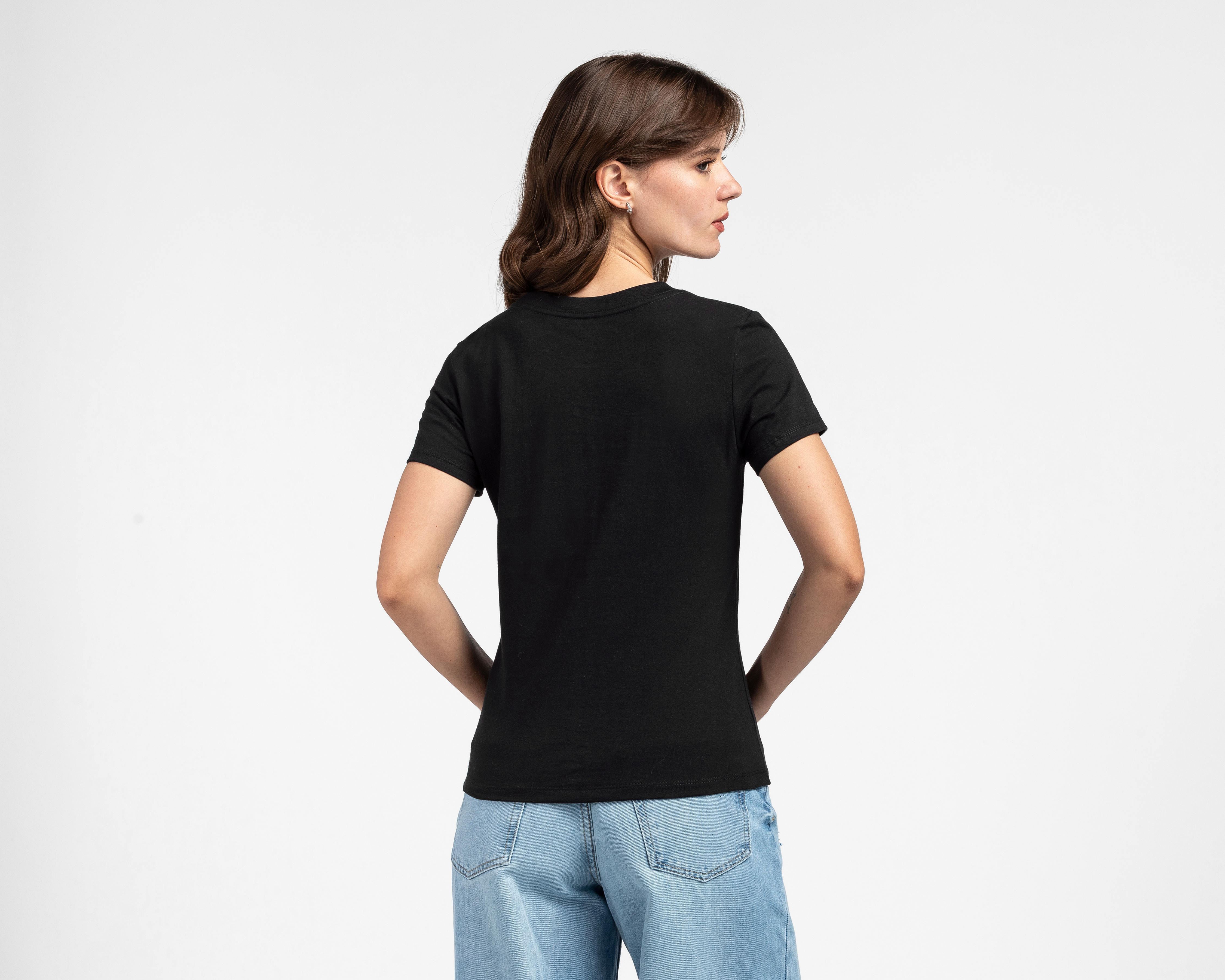 Foto 4 pulgar | Foto 3 | Playera Negra Refill para Mujer