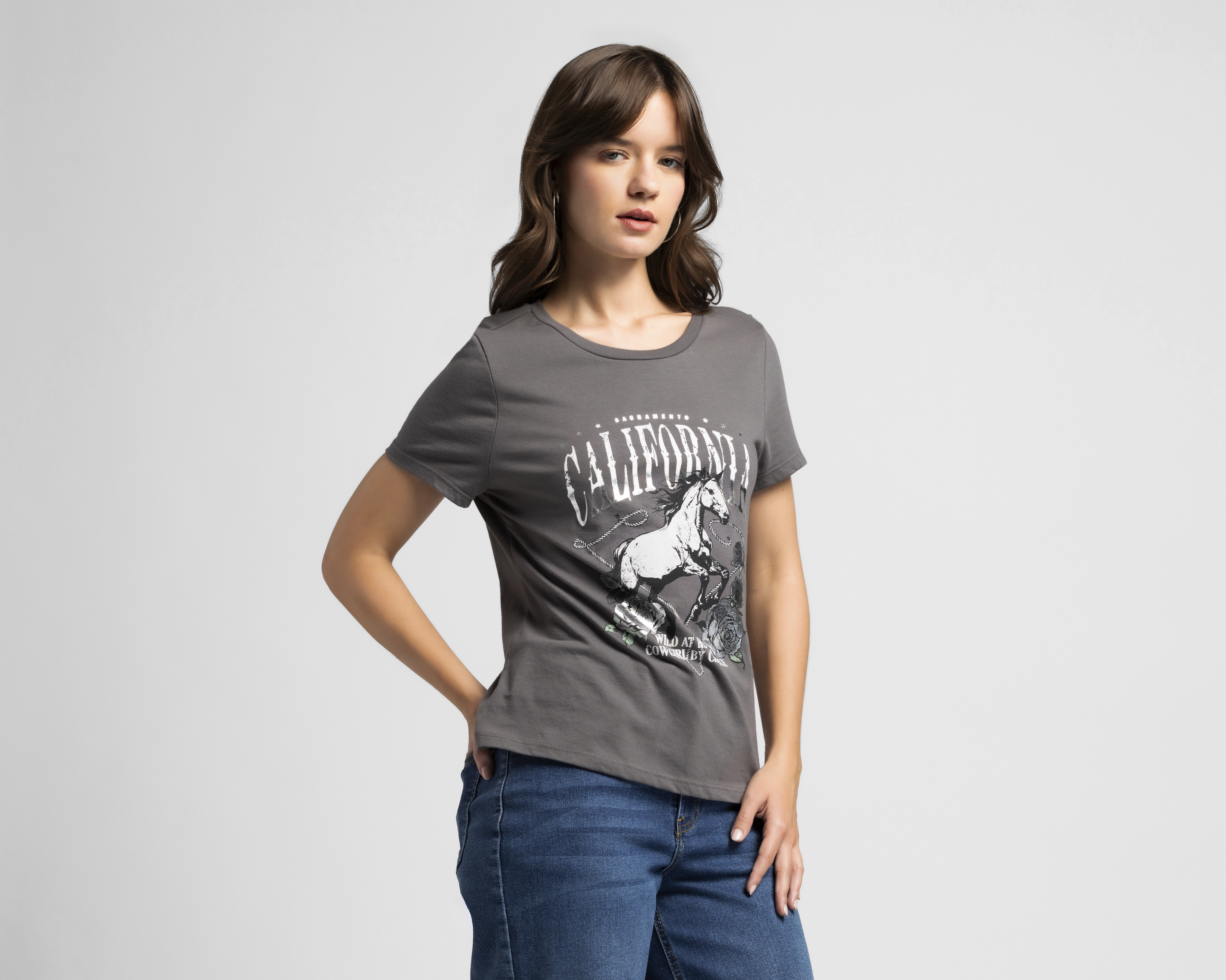 Playera Cuello Redondo Negra Refill para Mujer