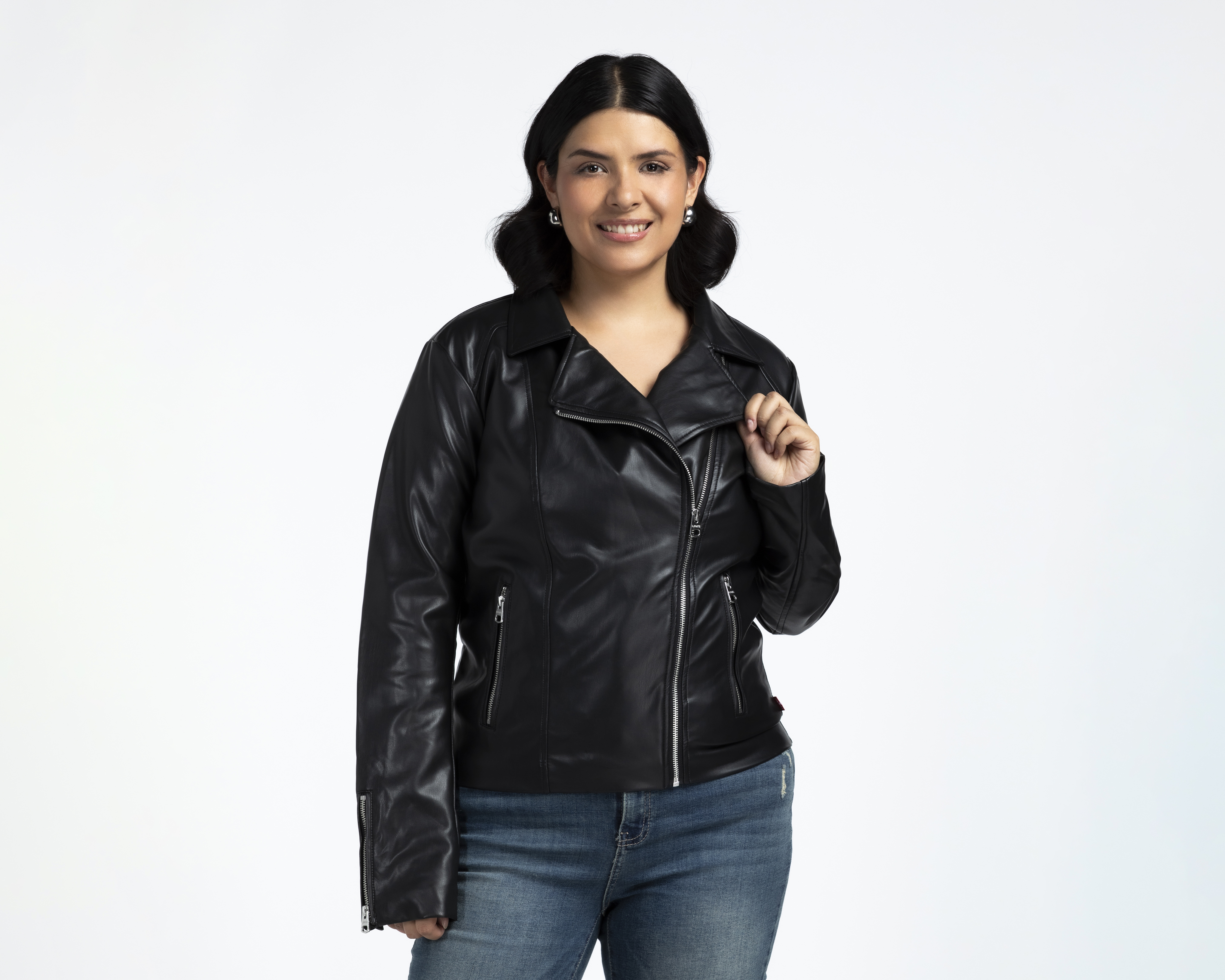 Chamarra Negra Levi's para Mujer