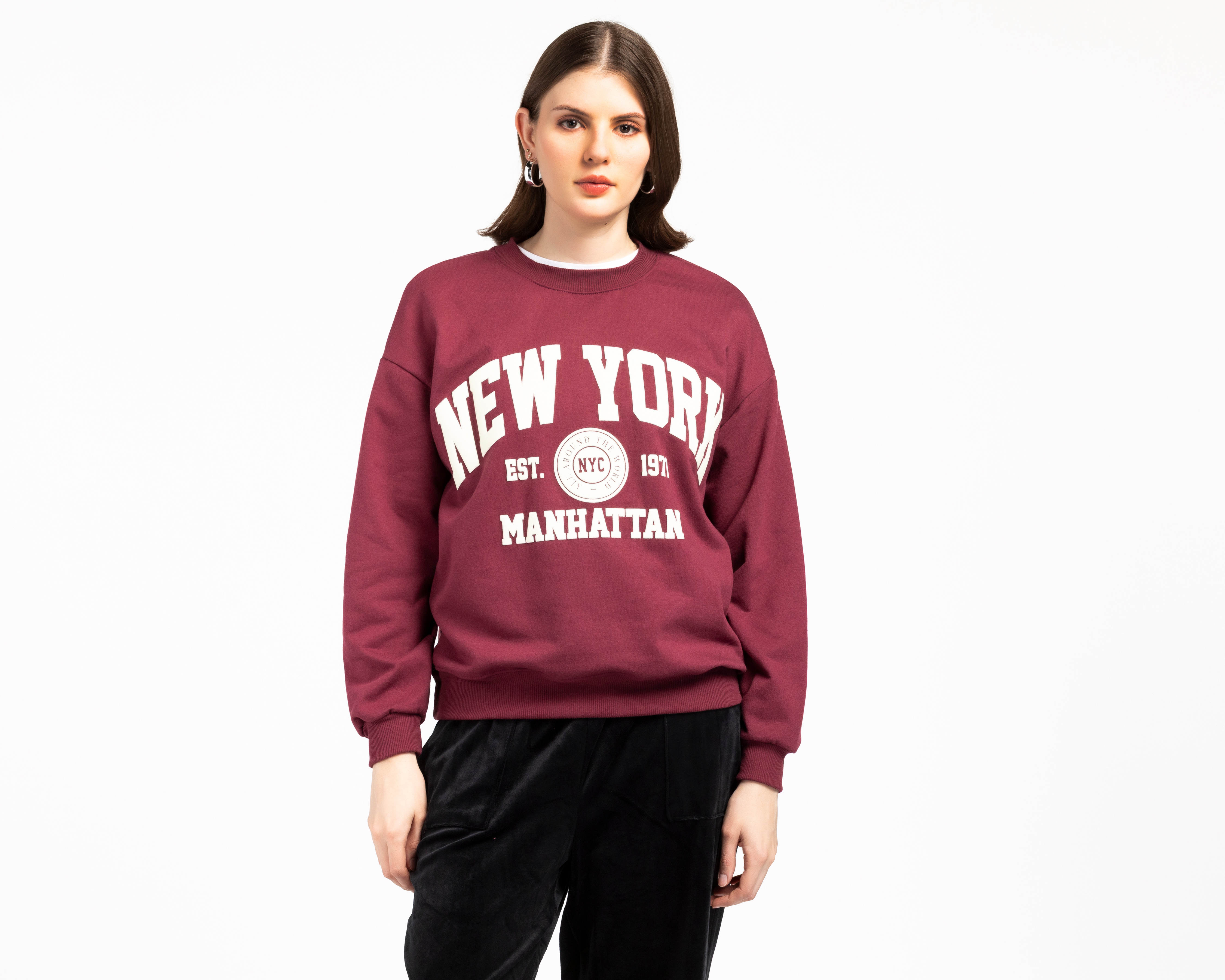 Foto 2 pulgar | Foto 1 | Sudadera Vino Sahara para Mujer