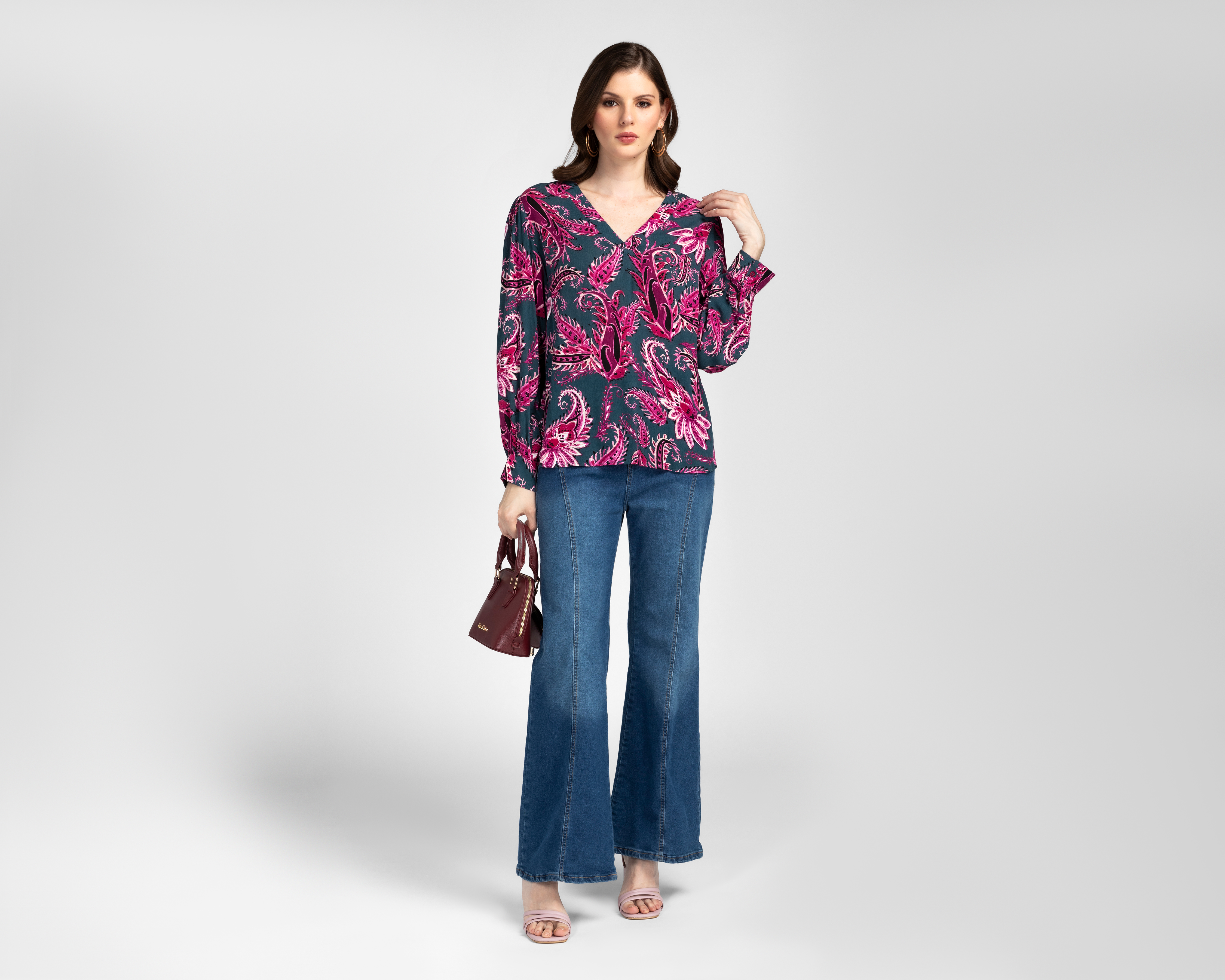 Foto 3 pulgar | Foto 2 | Blusa Floral Charme para Mujer