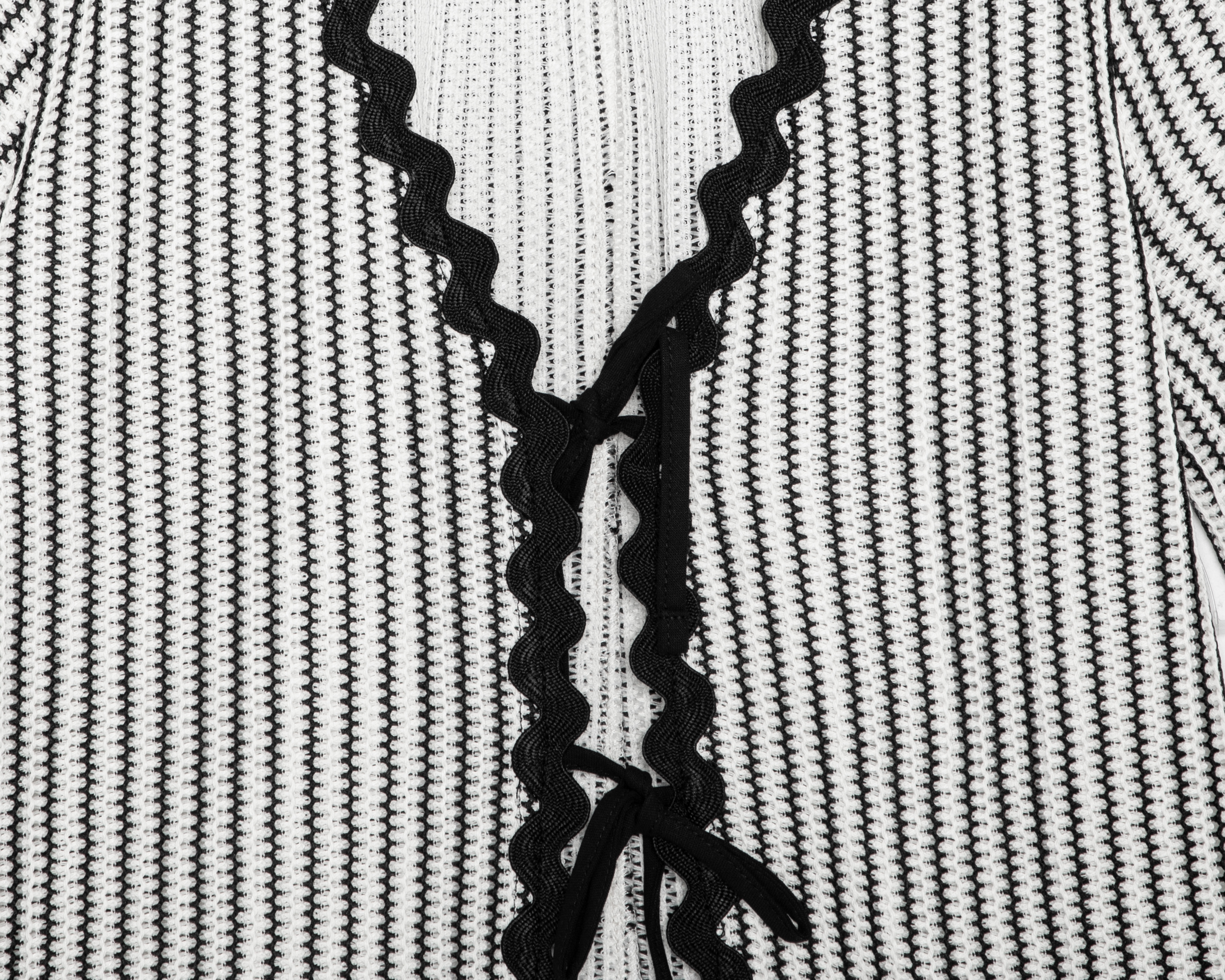 Foto 4 pulgar | Foto 3 | Blusa y Short New In para Mujer