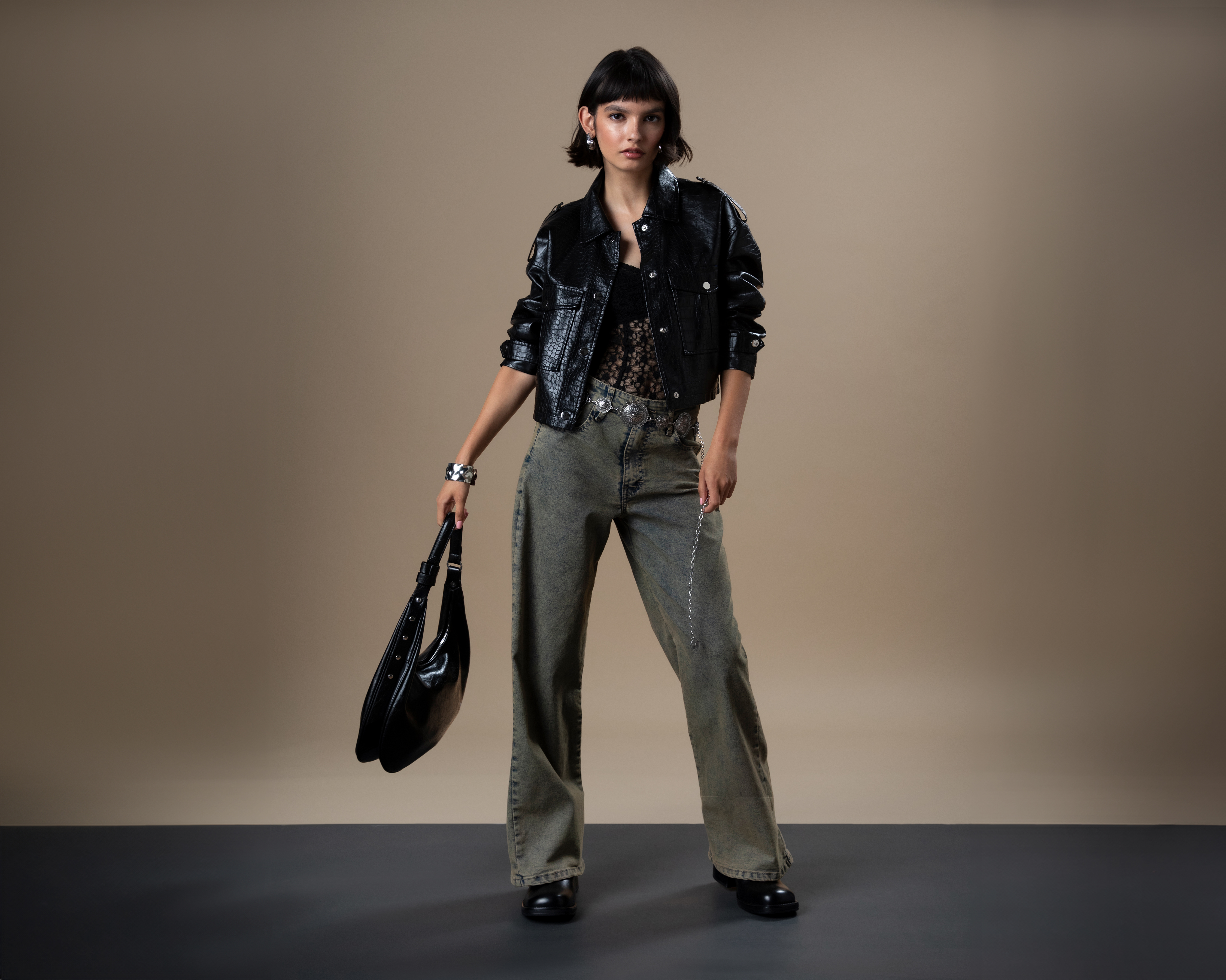 Chamarra Crop Efecto Piel de Cocodrilo Strona para Mujer