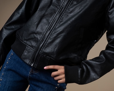 Foto 4 | Foto 4 | Chamarra tipo Bomber Strona para Mujer