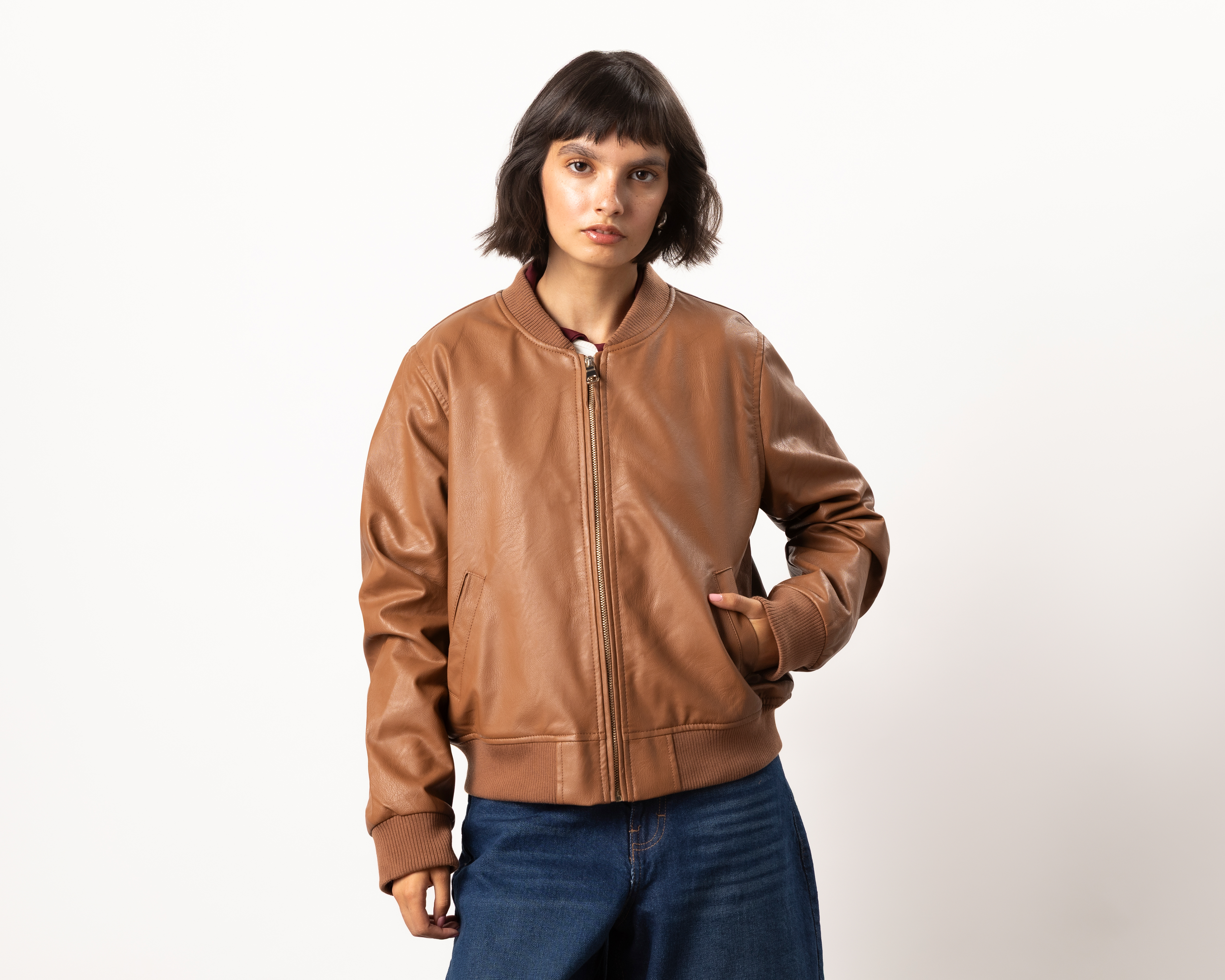 Foto 2 | Foto 2 | Chamarra tipo Bomber Strona para Mujer