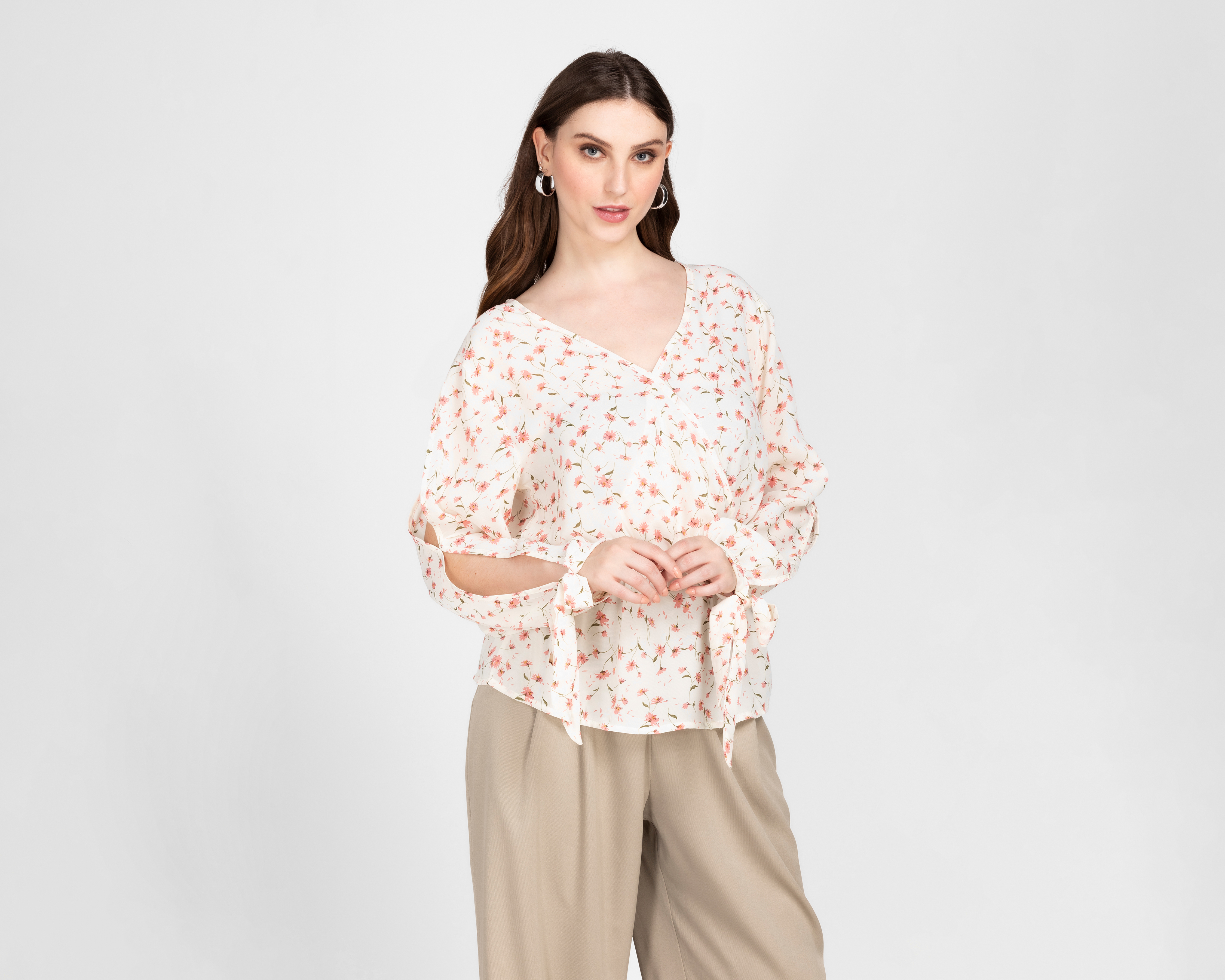 Foto 2 pulgar | Foto 1 | Blusa Ted Lapidus Estampado Floral para Mujer