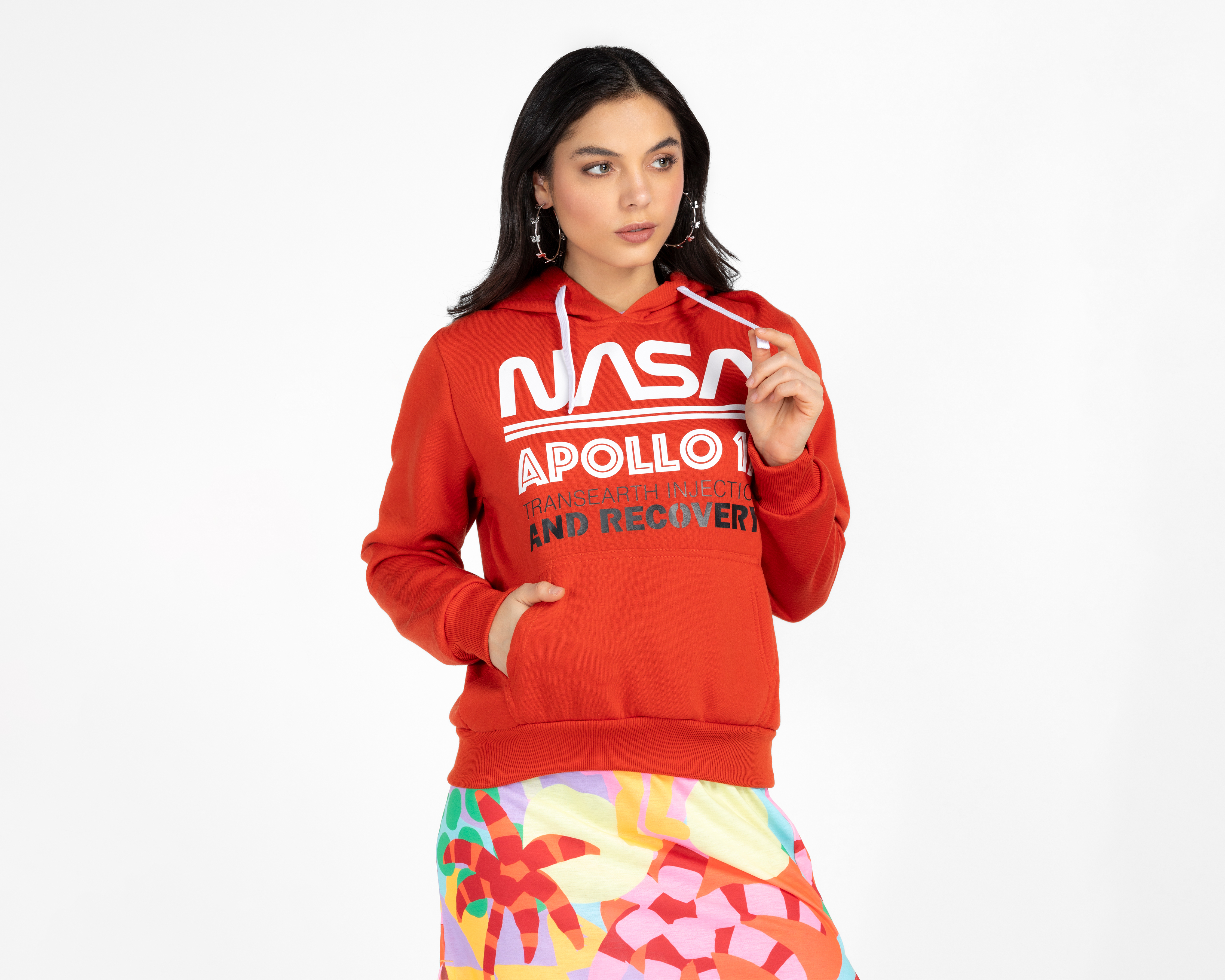 Foto 2 pulgar | Foto 1 | Sudadera con Gorro NASA para Mujer
